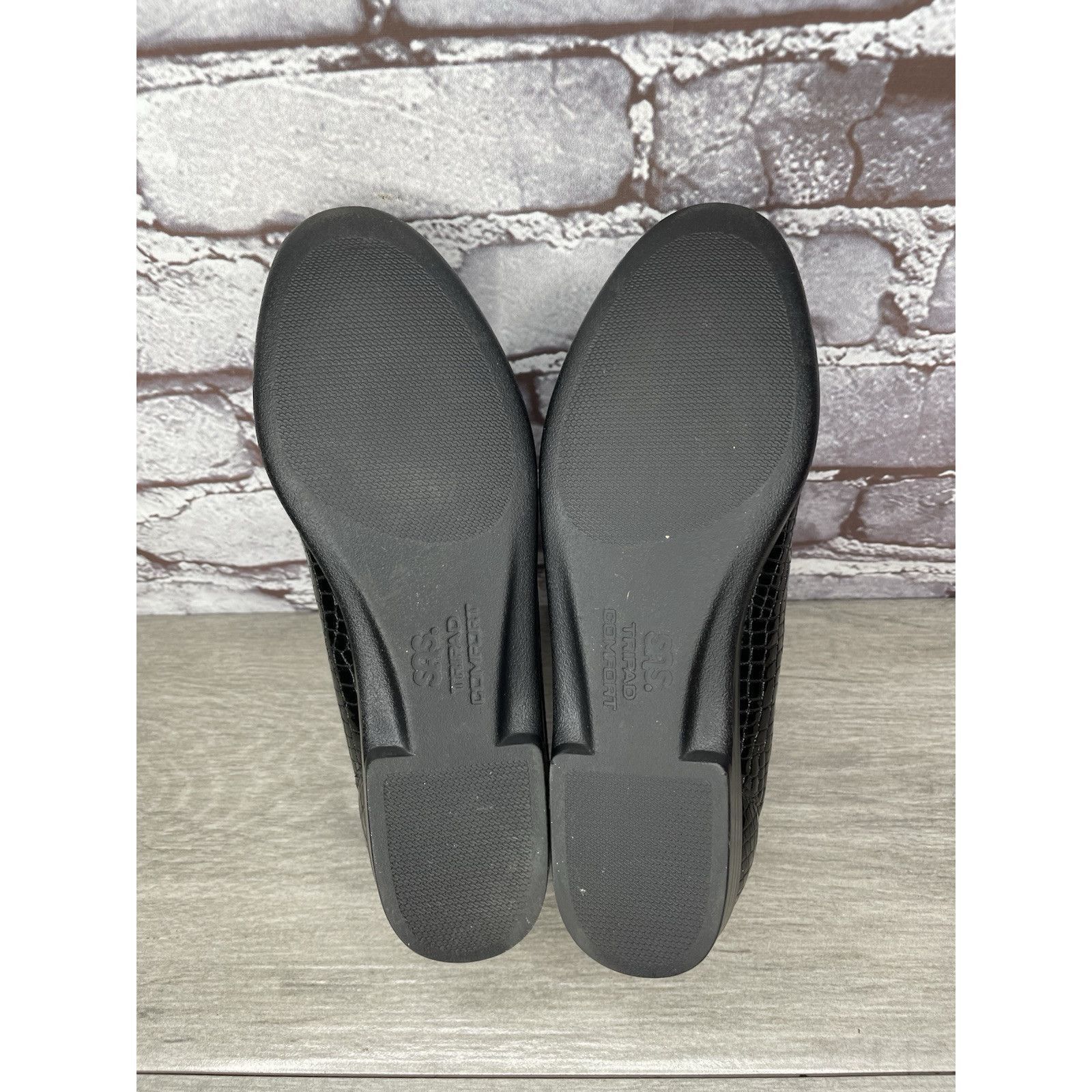 Other SAS Simplify Black Croc Patent Tripad Slip On Flats Shoes Wo Size US 6.5 / IT 36.5 - 7 Thumbnail