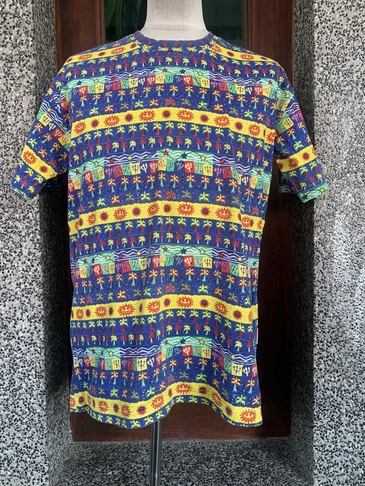Vintage Vintage Club Med OVP / Full Print T shirt Size US L / EU 52-54 / 3 - 1 Thumbnail