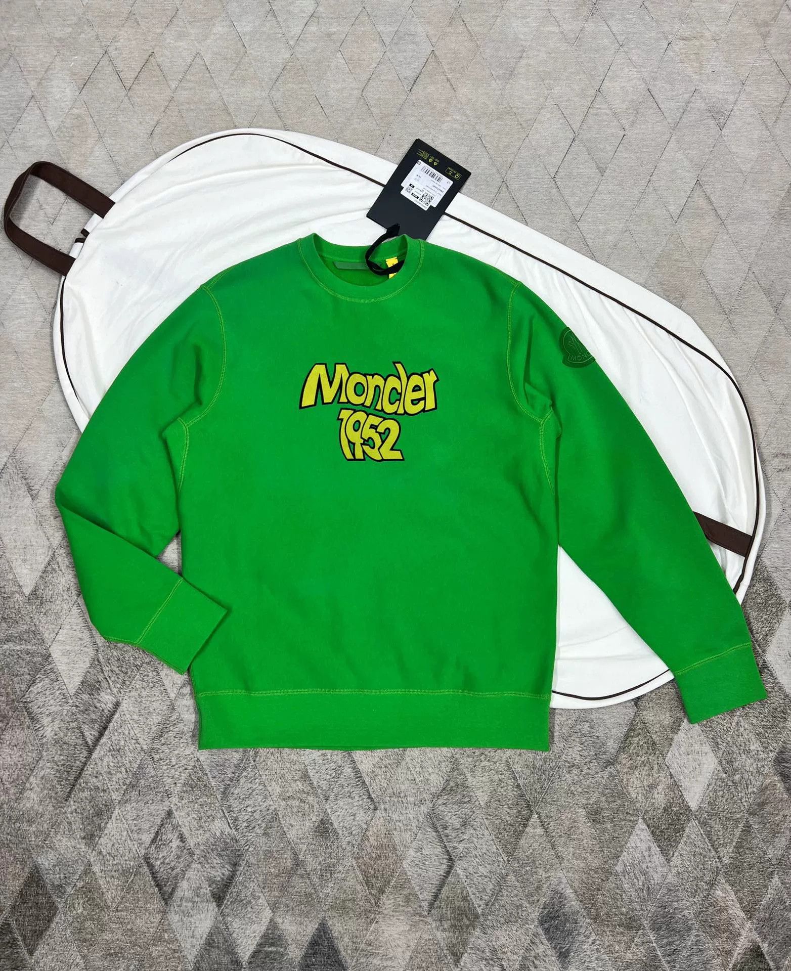 Moncler Moncler 1952 Limited Edition Sweatshirt Size US L / EU 52-54 / 3 - 1 Thumbnail