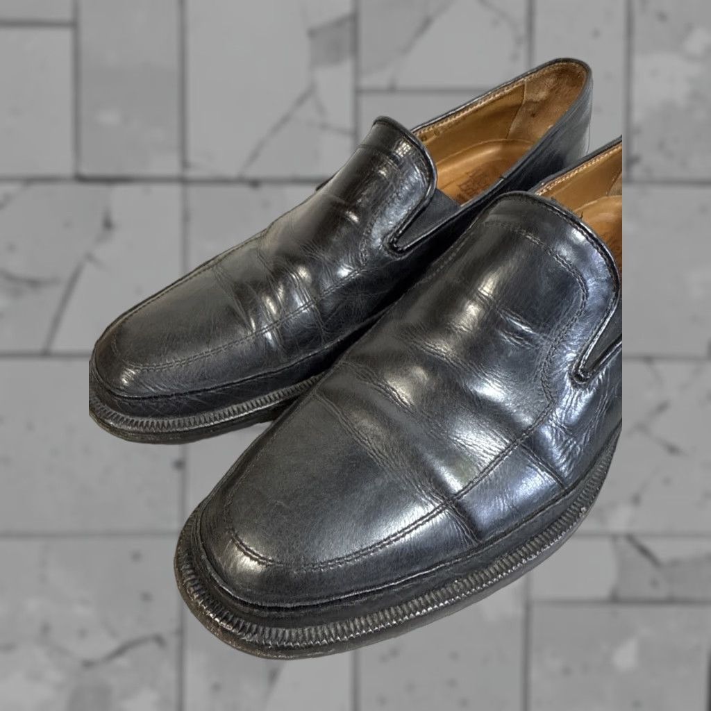 Allen Edmonds Allen Edmonds Merano Black Slip On Loafers Mens 9.5 D Dress Shoes Leather Modern Classic Mens Shoes Black Size US 10 / EU 43 - 1 Thumbnail