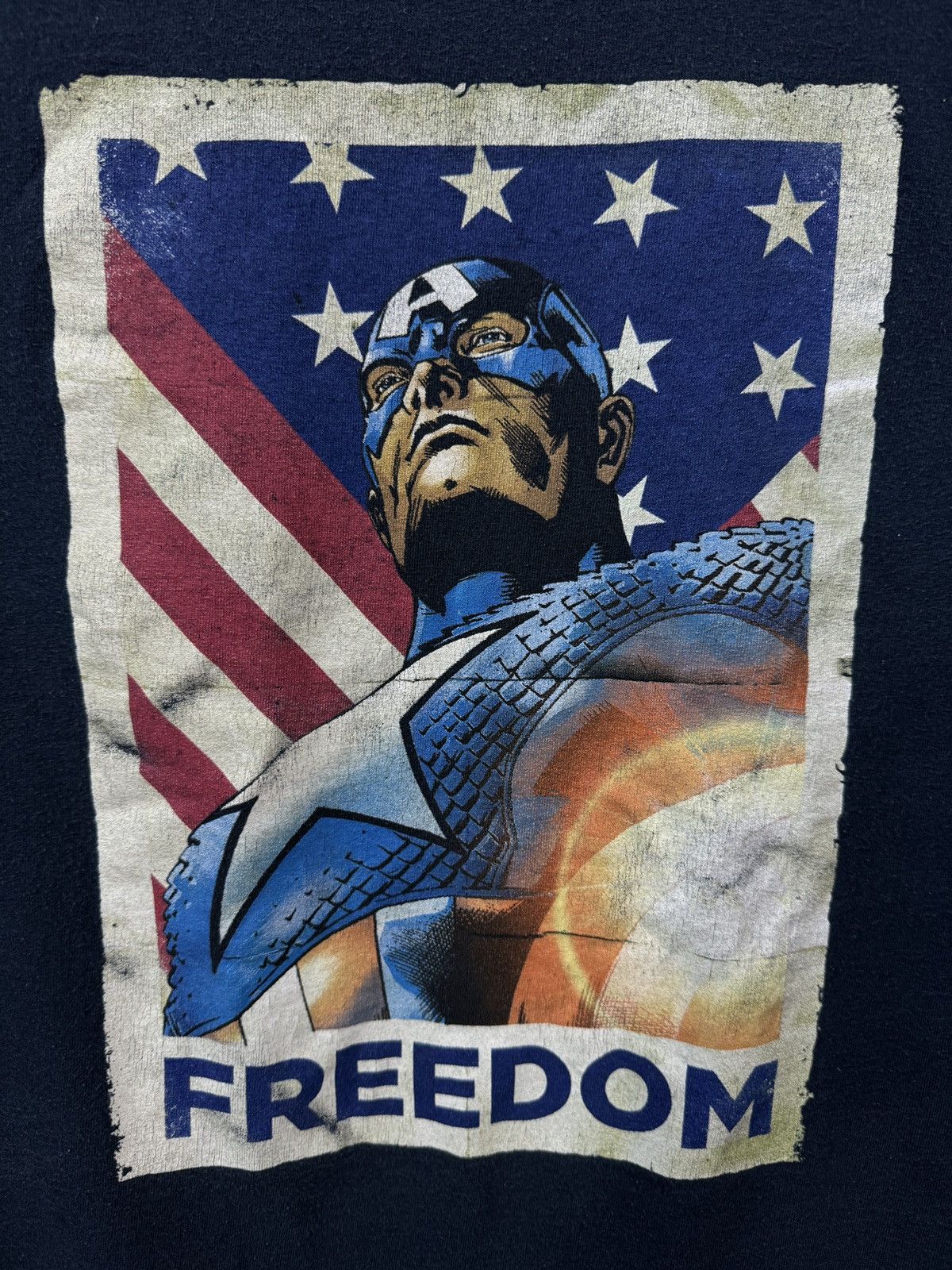 Disney × Marvel Comics × Vintage Captain America marvel comic movie tee avengers cartoon tee Size US L / EU 52-54 / 3 - 2 Thumbnail