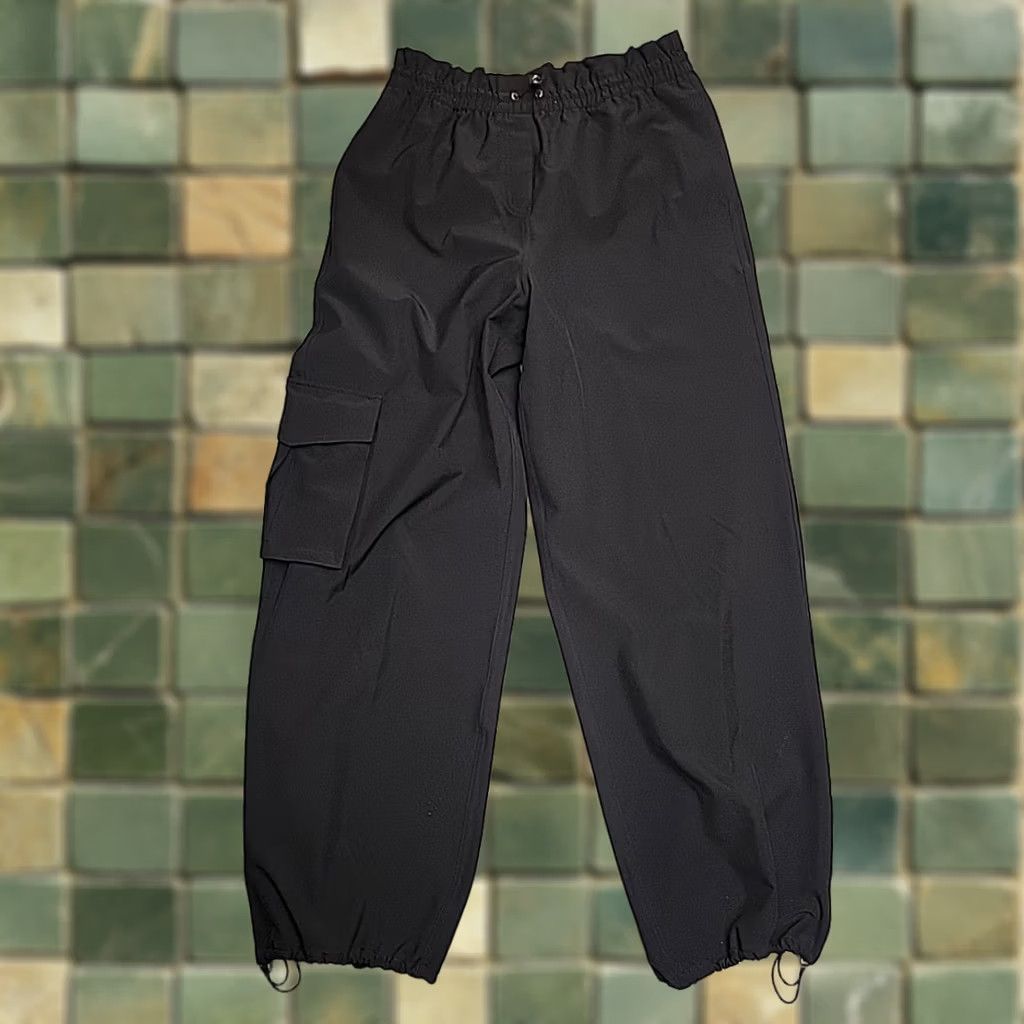 Spanx Spanx Pants Women Medium Black Stretch Cargo Jogger Athleisure Gorpcore Size 32" / US 10 / IT 46 - 1 Thumbnail