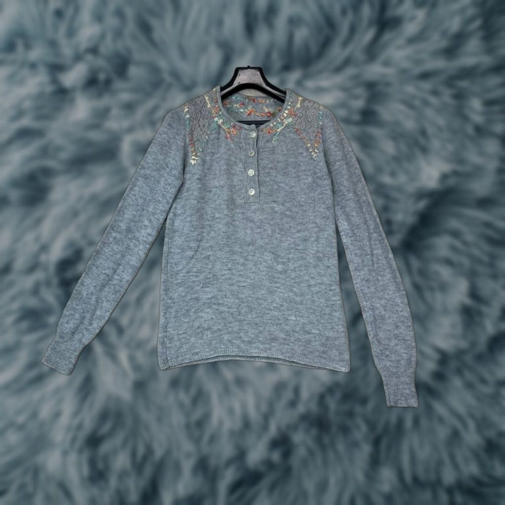Free People Free People Wool Blend Pullover Sweater Floral Embroidered Women Large Gray Raglan Sleeve Round Neck Bohemian Size L / US 10 / IT 46 - 1 Thumbnail