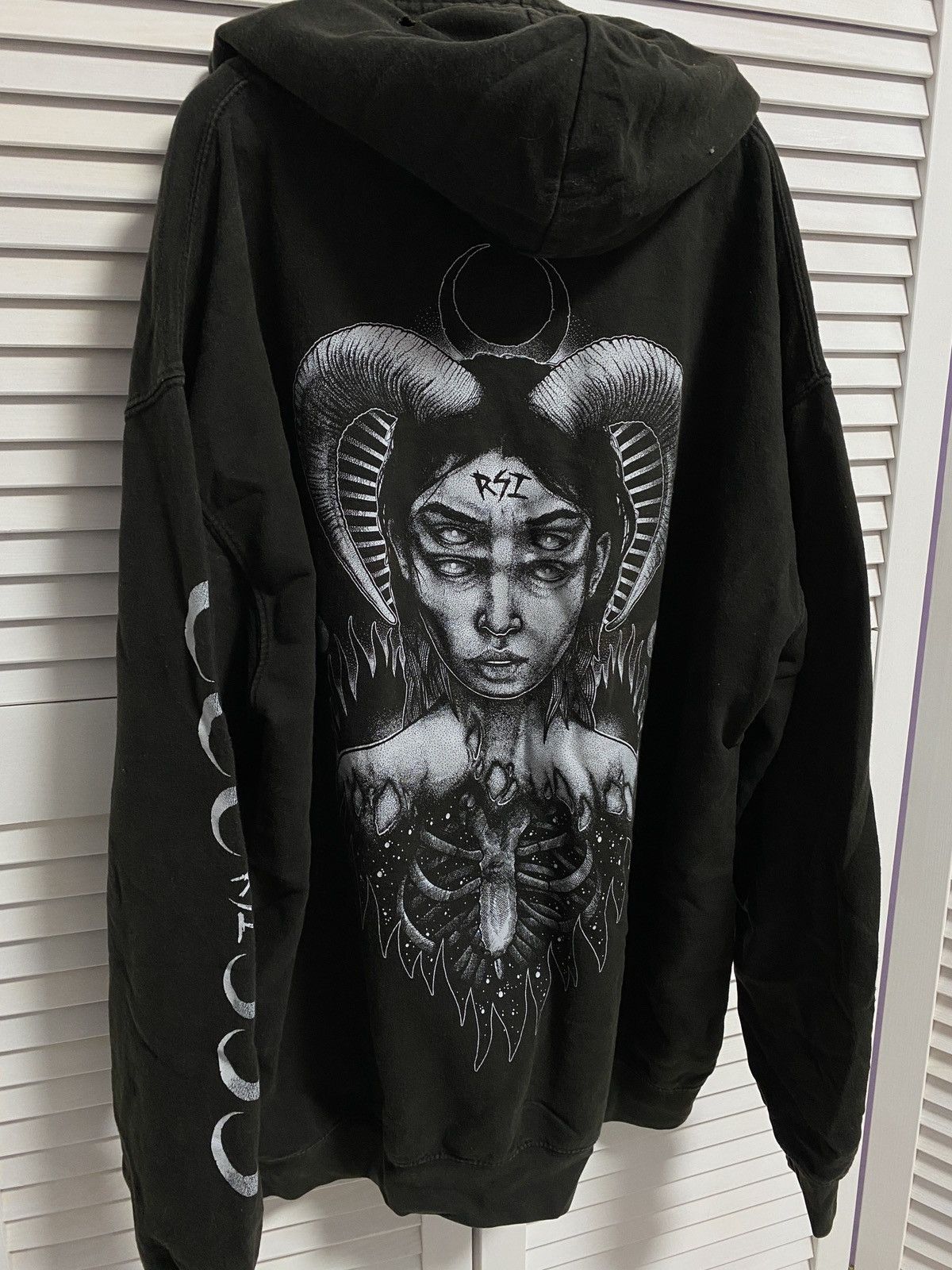 Band Tees × Vintage ☎️ Vintage 90s Zip-Up Hoodie R.S.I Night Women Satanic Size US XL / EU 56 / 4 - 5 Thumbnail
