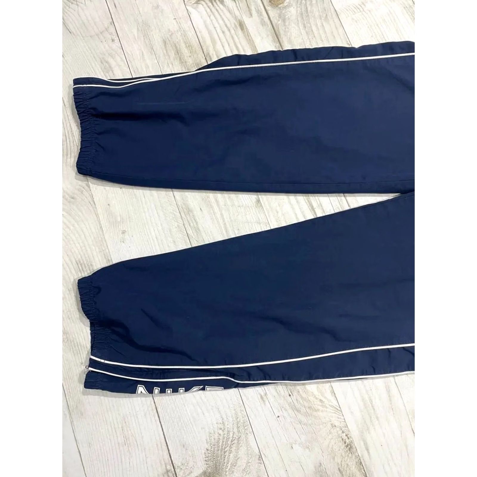 Nike VINTAGE Nike Track Pants Blue M 00s Nylon Striped Men Size US 31 - 6 Thumbnail