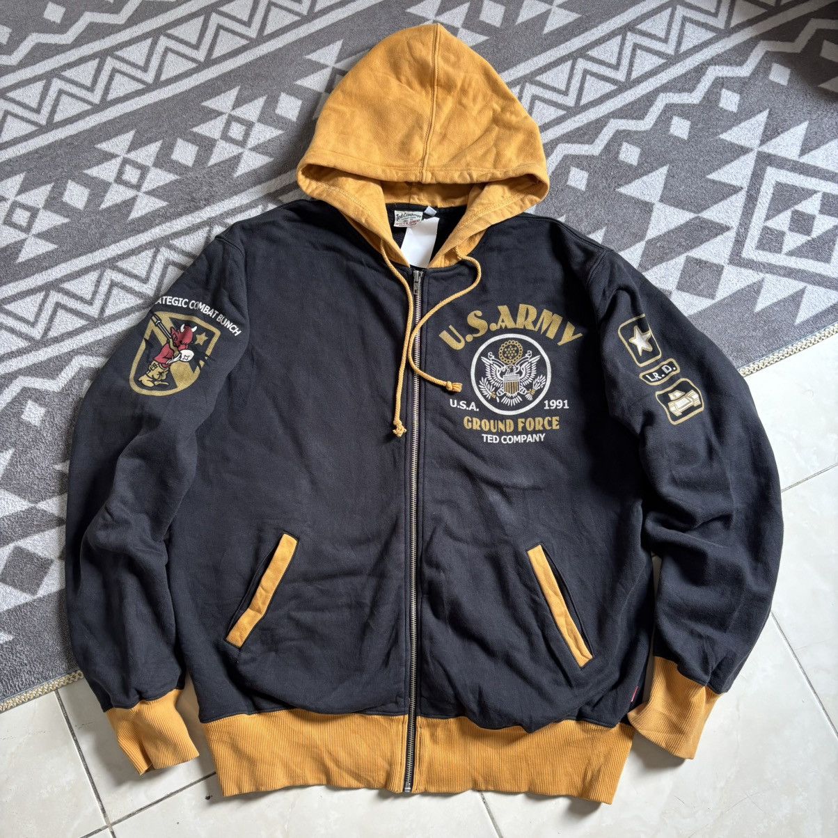 Tedman Ted company devil force hoodie Size US L / EU 52-54 / 3 - 4 Thumbnail