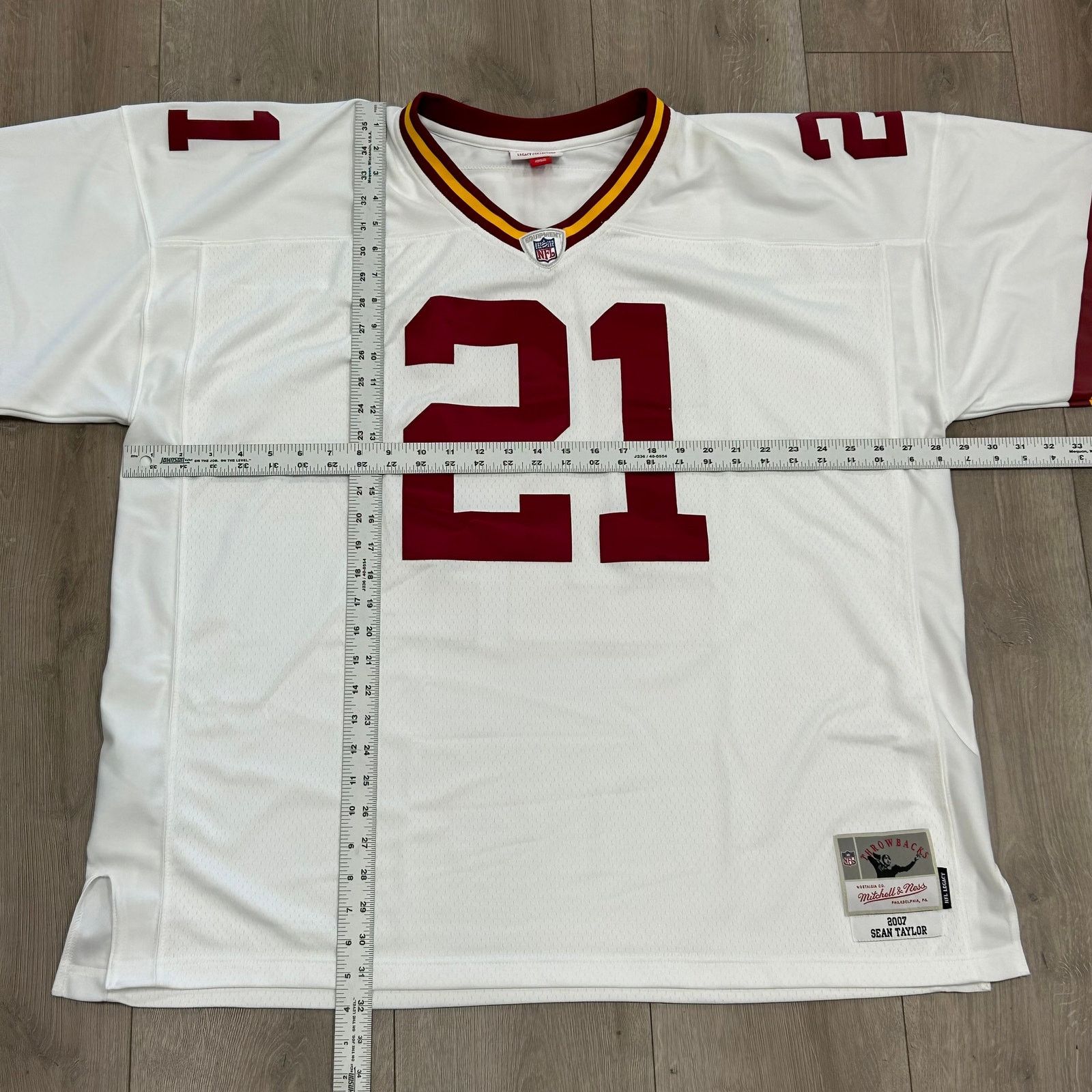 Mitchell & Ness Mitchell & Ness Sean Taylor Washington Redskins Jersey 3XL Size US XXL / EU 58 / 5 - 5 Thumbnail