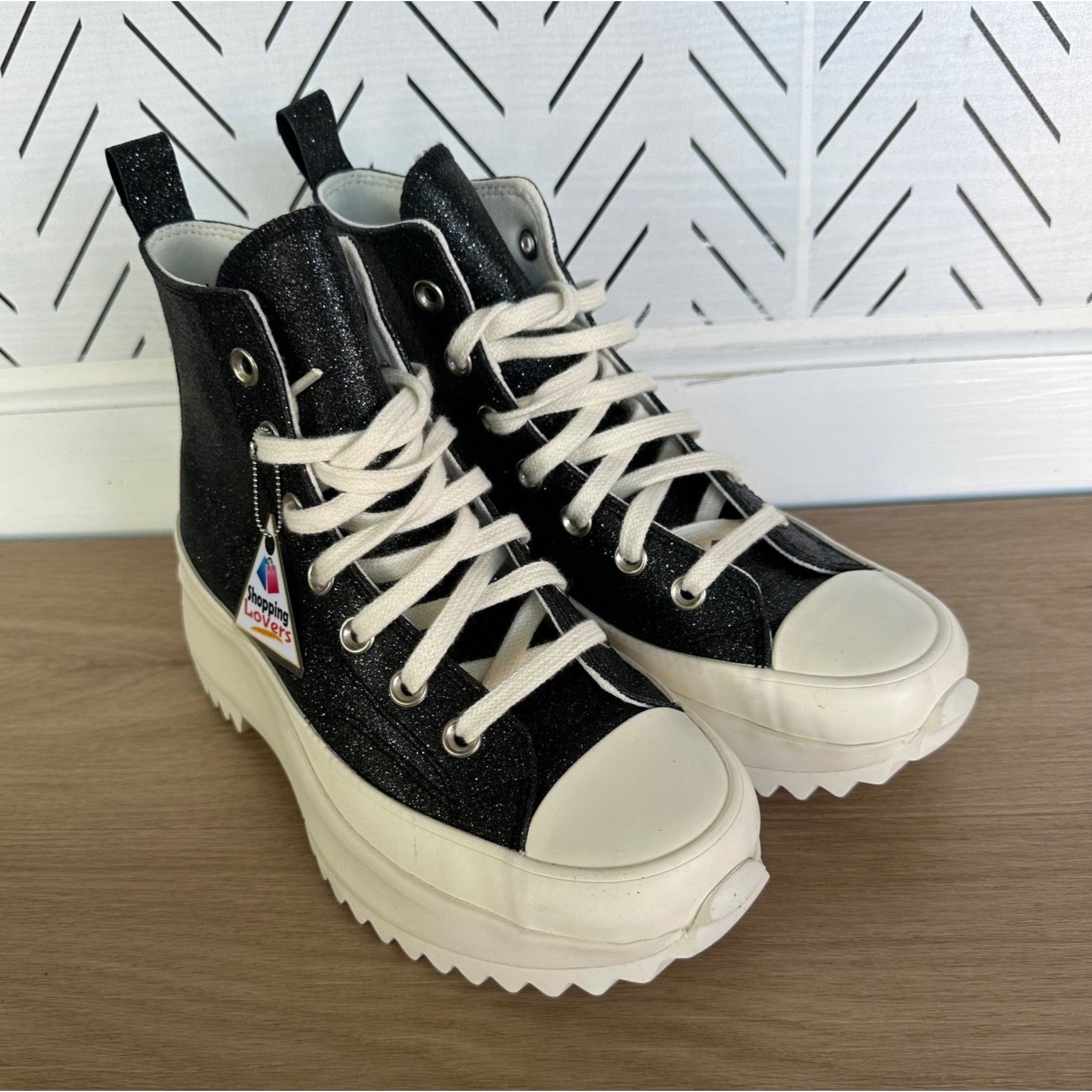 Converse ⭐Rare Converse Run Star Hike Hi Platform Glitter 5.5 Mens Sh Size US 5.5 / EU 38 - 3 Thumbnail
