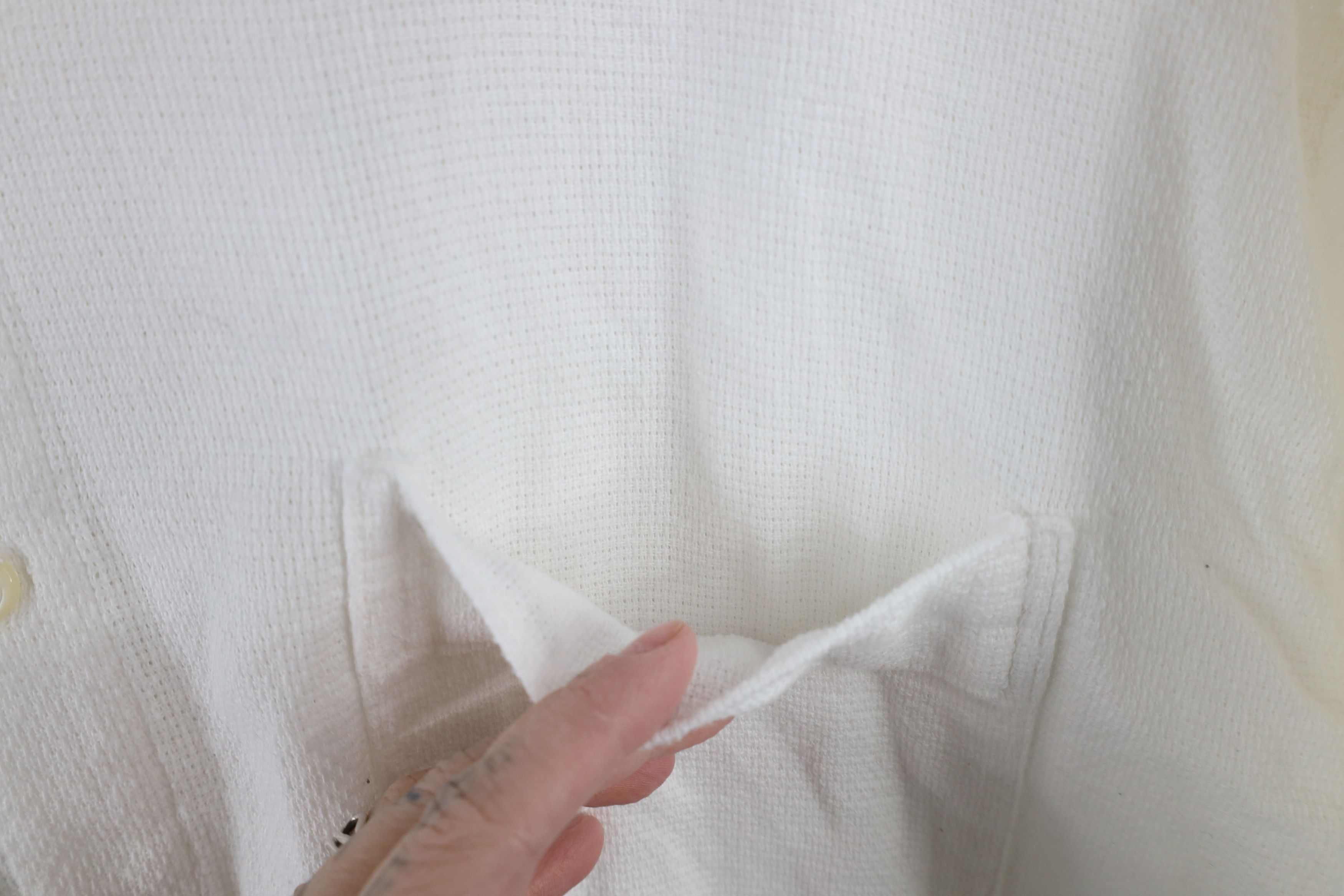 Guess × Vintage Vintage 90s Guess Cotton Weave Knit Band Collar Button Shirt Size US XL / EU 56 / 4 - 5 Thumbnail