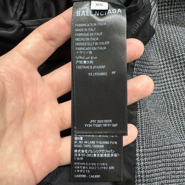 Balenciaga Balenciaga Plaid Double-Breasted Suit Jacket-2506 Size US XS / EU 42 / 0 - 3 Thumbnail