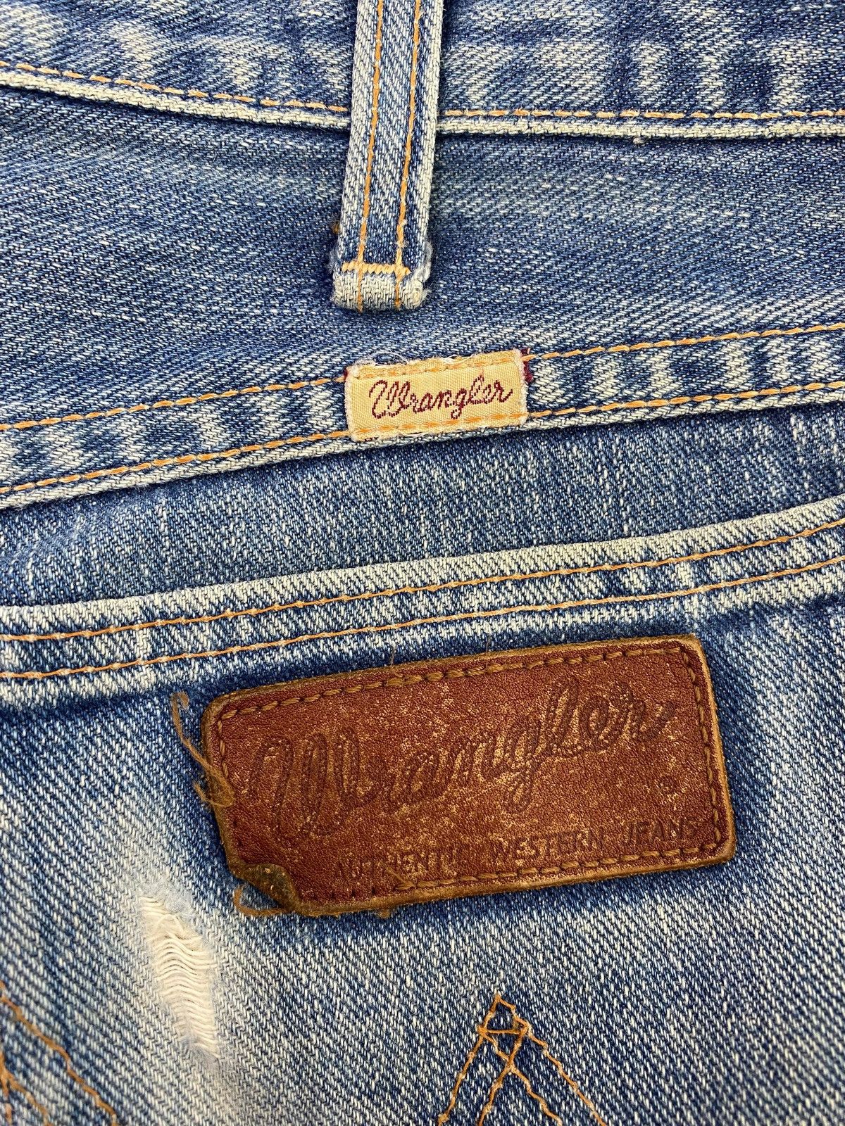 Wrangler Wrangler Brand Whiskers Faded Wash Style Bootcut Jeans Size US 28 / EU 44 - 10 Thumbnail