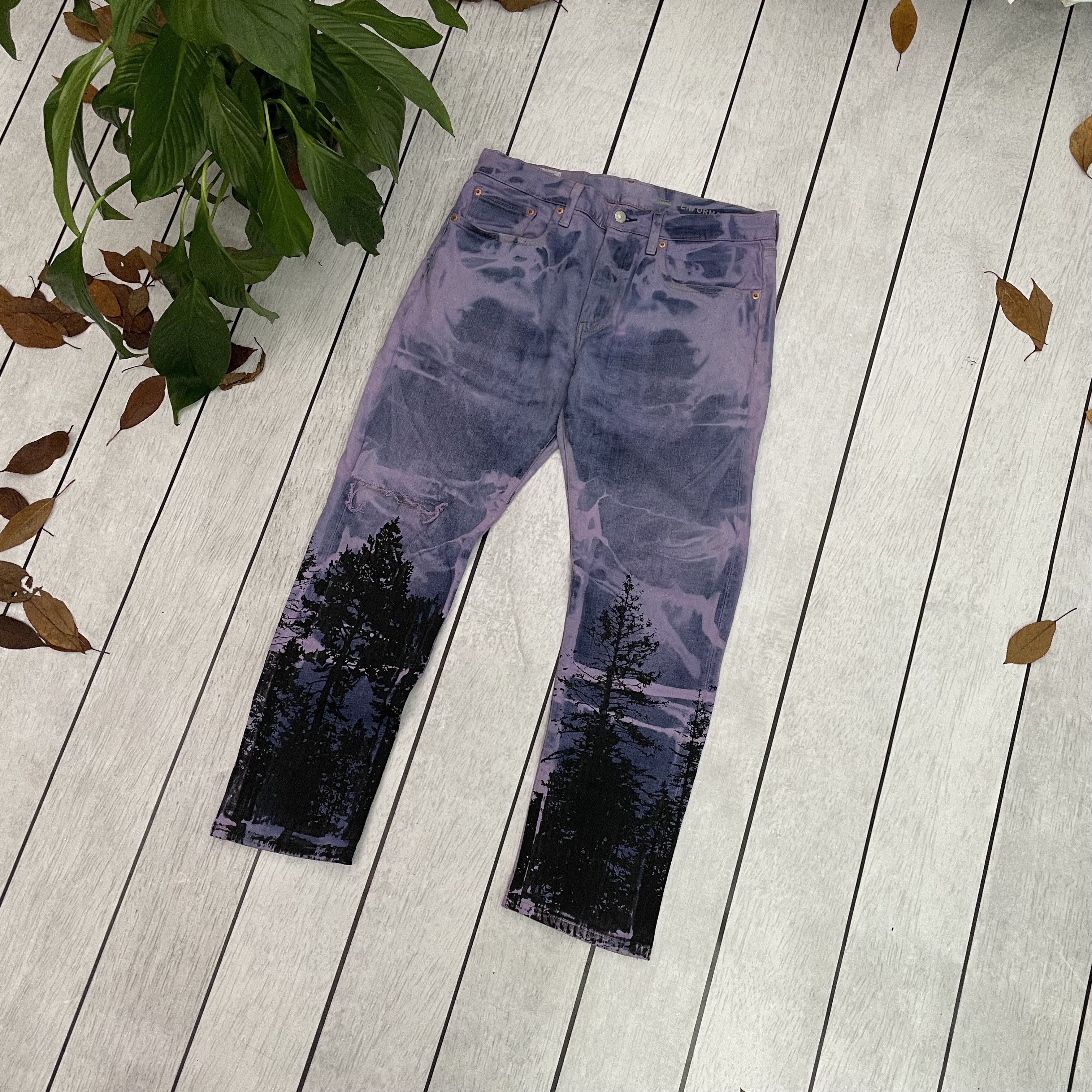Levi's Custom Reworked Levi's streetwear 1of1 Mystery forest ART Size US 31 - 5 Thumbnail
