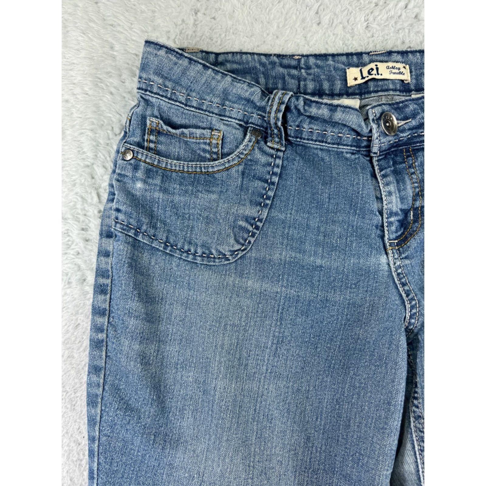 Vintage LEI Jeans Womens Jeans Midnight Blue Distressed Mid Rise Bootcut 31 Blue Denim Set Regular Size 31 Womens Size 24" / US 00 / IT 34 - 7 Thumbnail