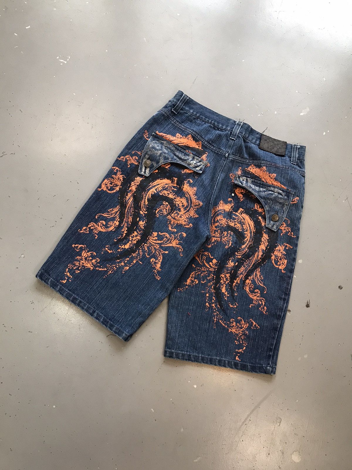 Vintage Vintage raw blue crazy patterns printed denim jort Size US 34 / EU 50 - 7 Thumbnail