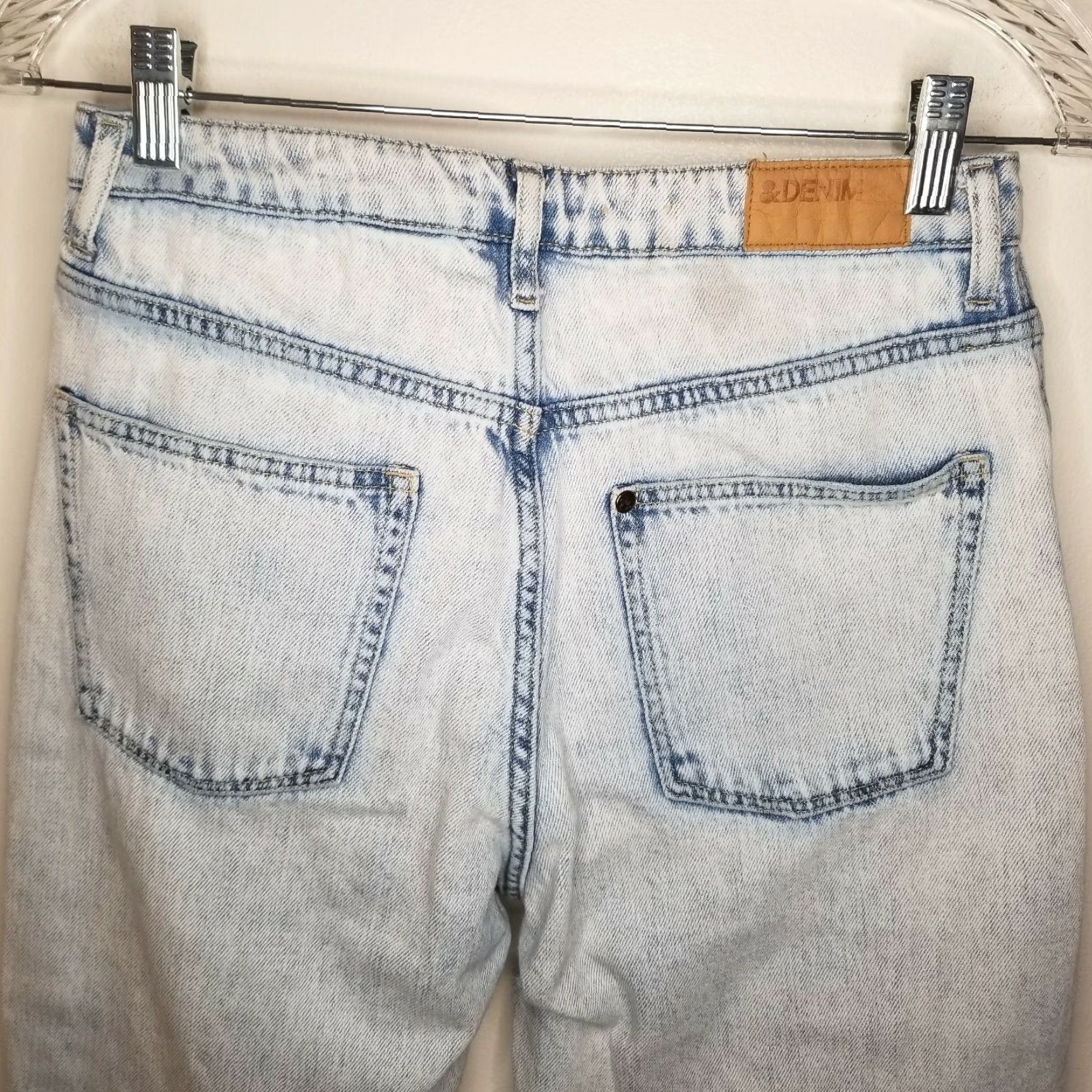 H&M VINTAGE? Wait: H&M & Denim Womens Acid Wash Mom Blue Jeans 28/32 Jeans Women Blue Acid Wash Mom 28/32 Size 28" / US 6 / IT 42 - 5 Thumbnail