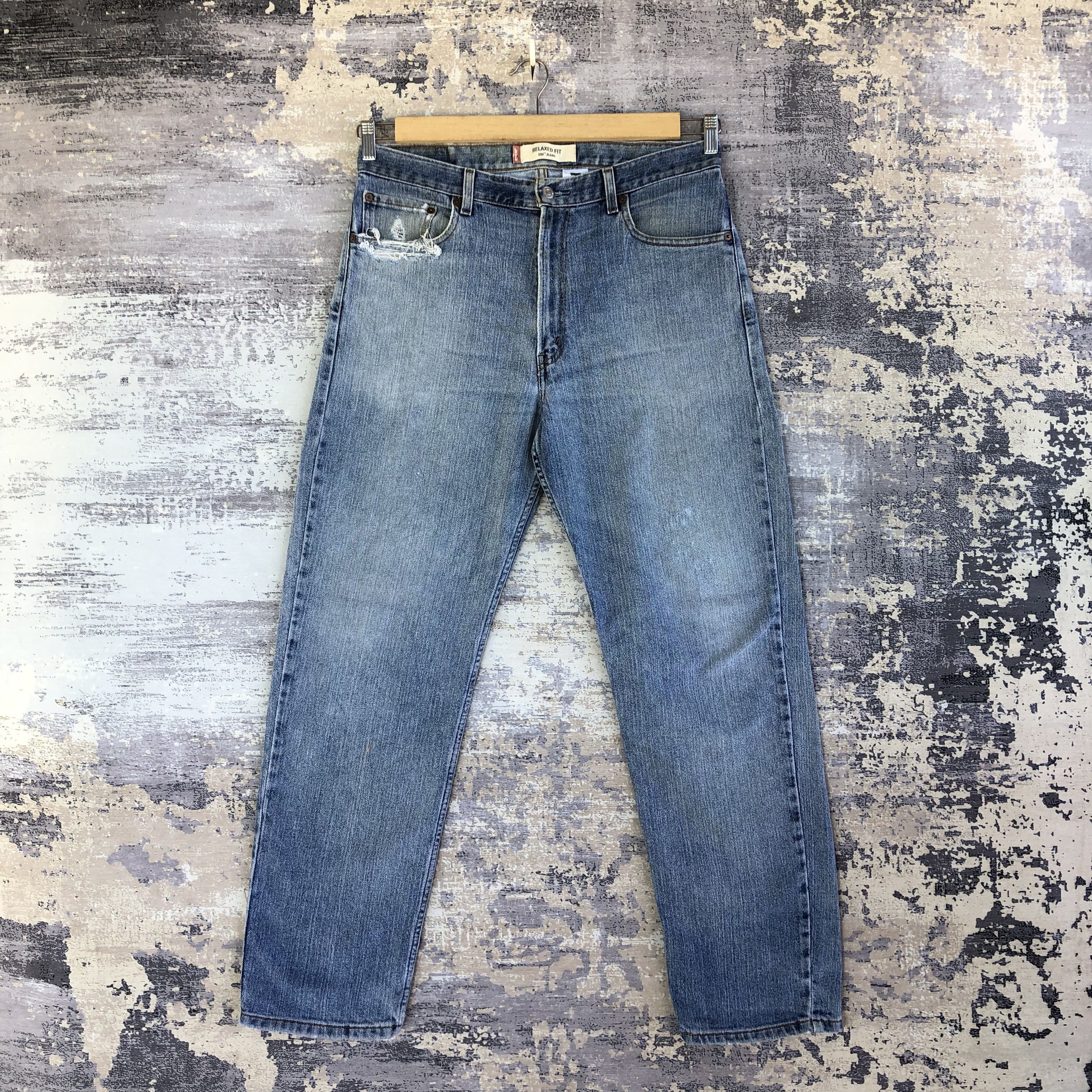 Levi's Vintage Levis 550 Light Wash Jeans Levi's Distressed Denim Size US 34 / EU 50 - 1 Thumbnail
