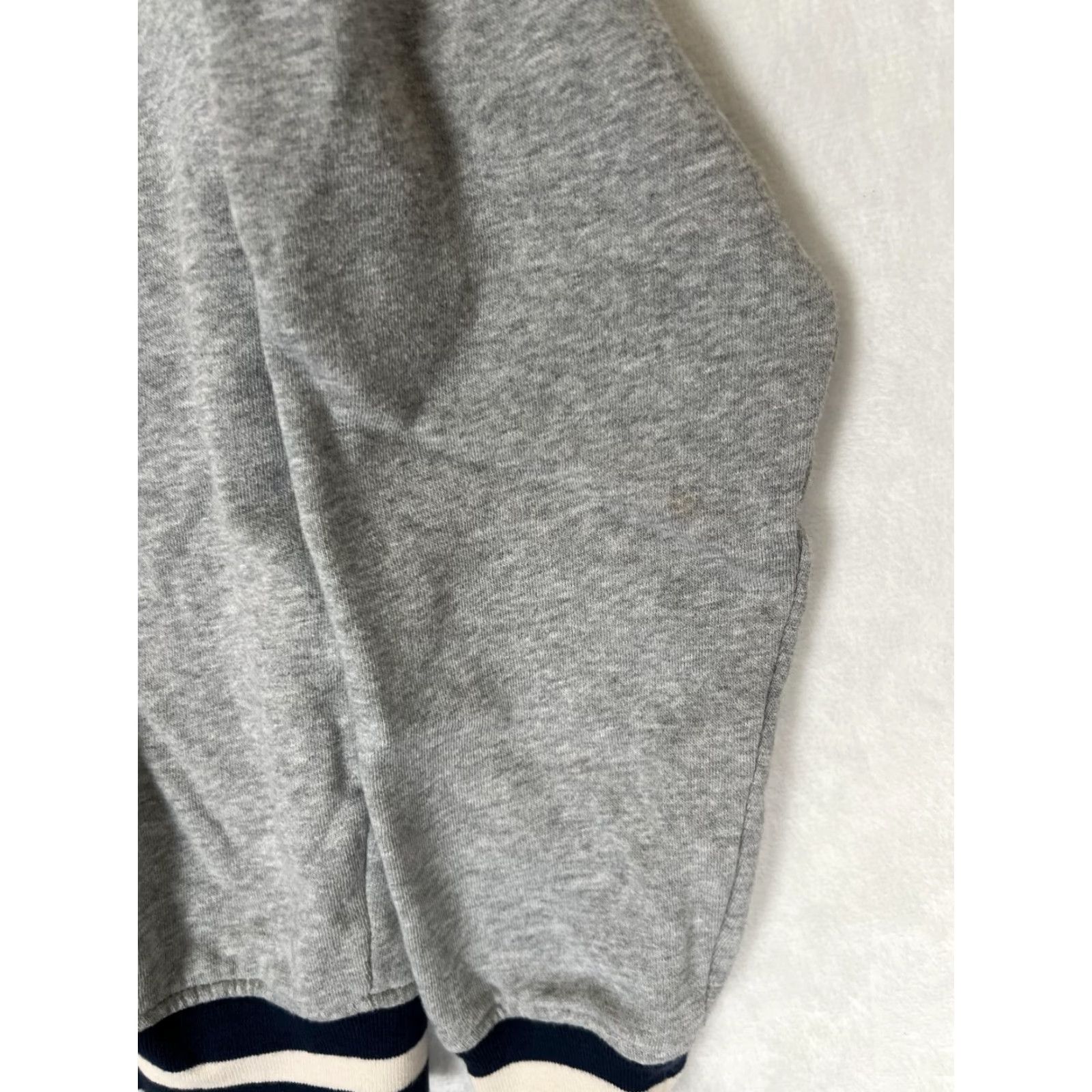 Disney Disney Hoodie Mickey Mouse Mens XS Gray Disneyland Embroidered Fleece Pullover Size US XS / EU 42 / 0 - 8 Thumbnail