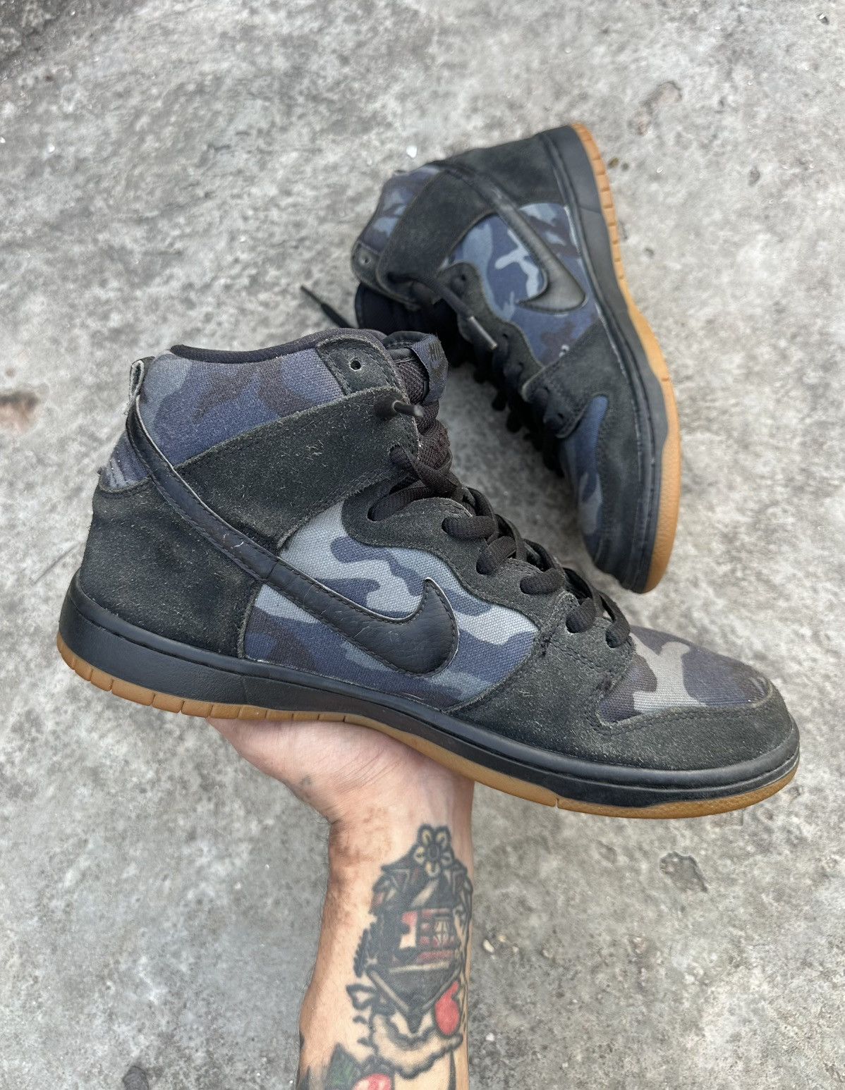 Nike SB Rare Nike Dunk High Pro SB “Obsidian Camo” Size US 10 / EU 43 - 2 Thumbnail