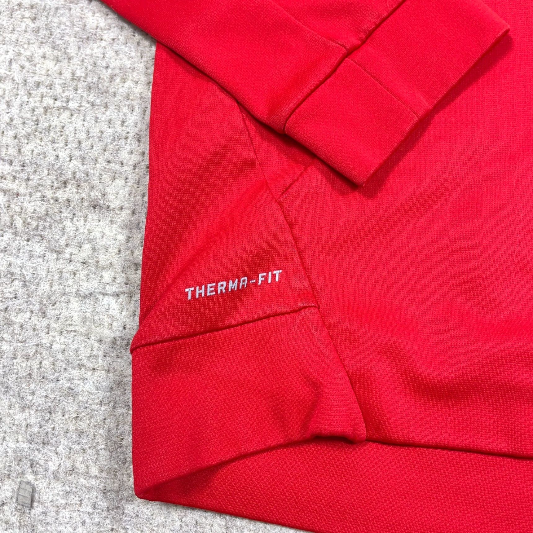 Nike Nike Hoodie Women S Small Red Black Therma Dri Fit Sweatshirt Swoosh Mock Pullover Hooded Activewear Casual All Seasons Moisture Wicking Pockets Logo Size S / US 4 / IT 40 - 2 Thumbnail