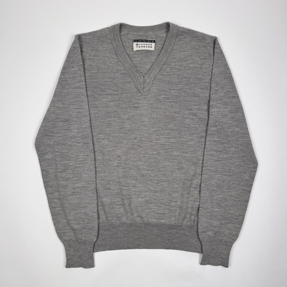 Maison Margiela AW2006 Martin Margiela Light Gray Wool V-Neck Knit Pullover Size US M / EU 48-50 / 2 - 1 Thumbnail