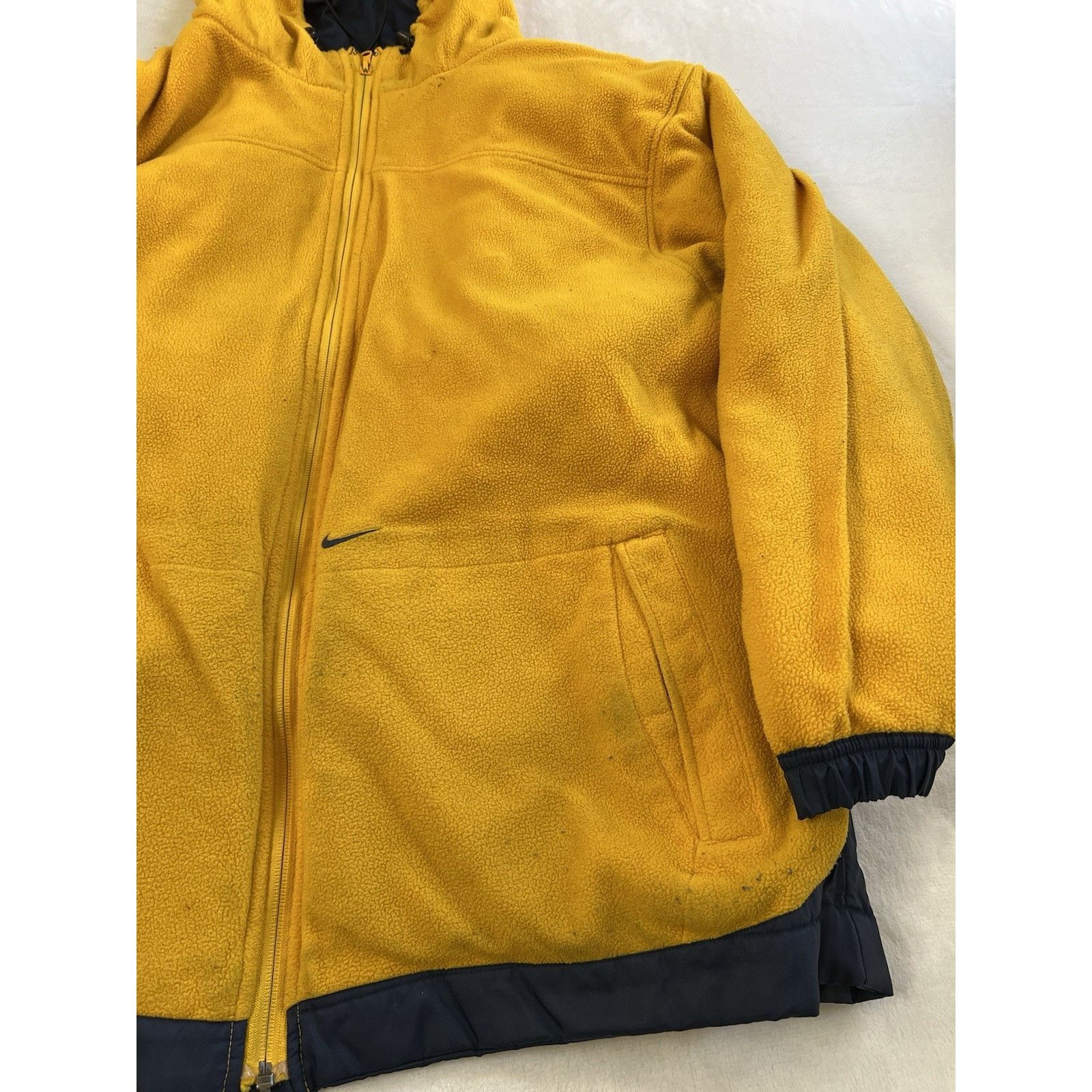 Nike Vintage Nike Reversible Jacket Size Large Blue Yellow Fleece Size US L / EU 52-54 / 3 - 15 Thumbnail