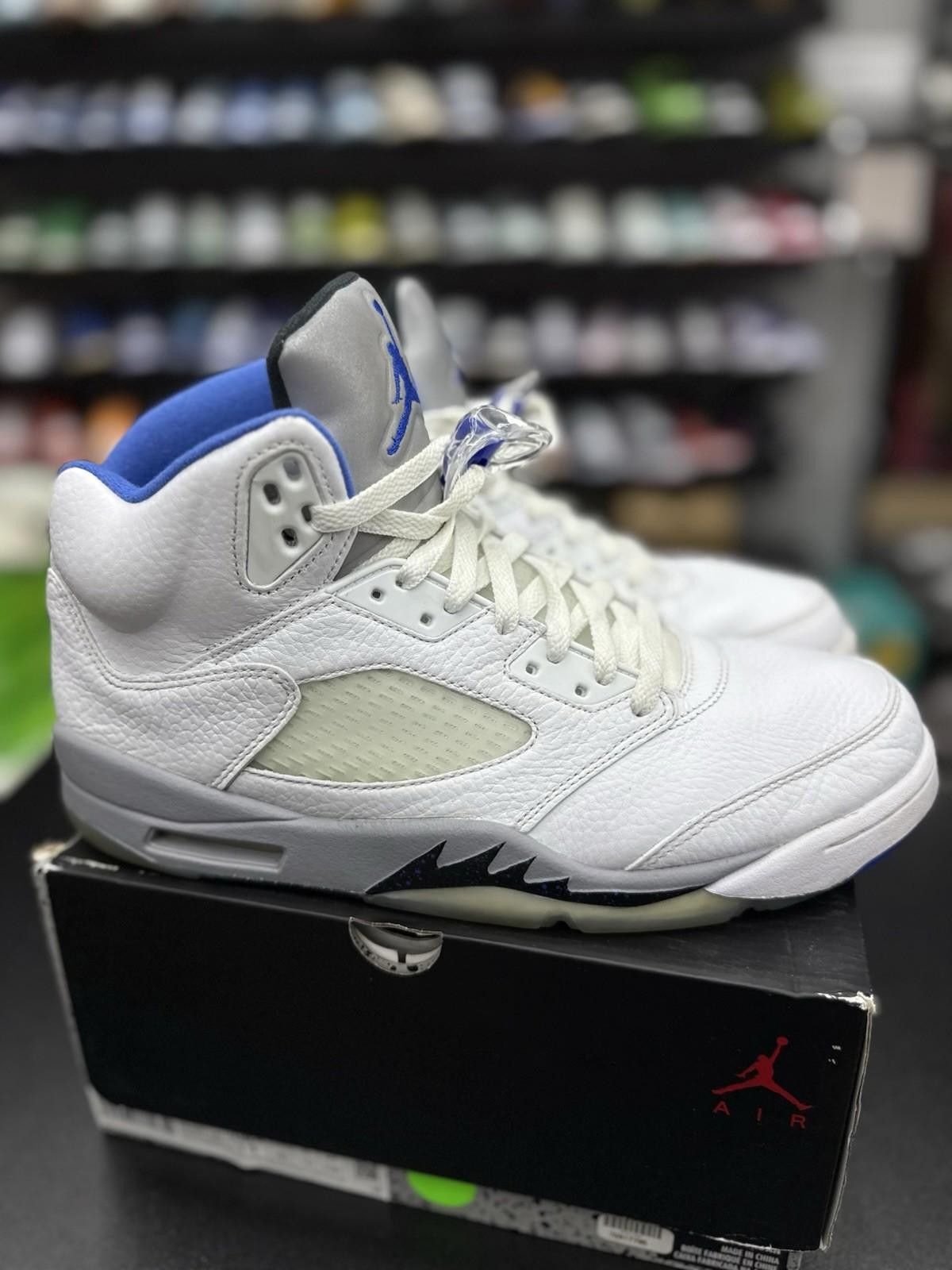 Jordan Brand Nike Air Jordan 5 Retro White Stealth Size 11 DD0587-140 Size US 11 / EU 44 - 7 Thumbnail