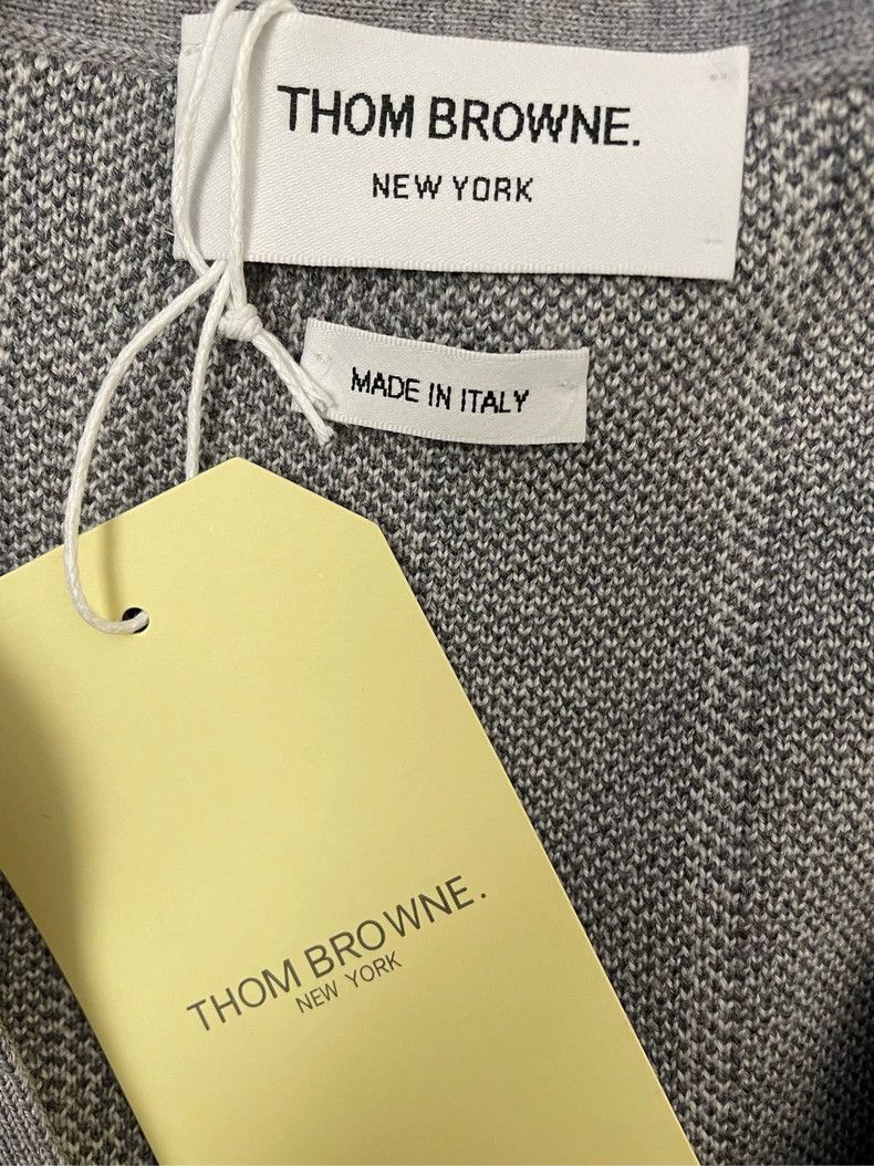 Thom Browne Thom browne Gray four-striped wool color-blocked striped ca Size US S / EU 44-46 / 1 - 5 Thumbnail