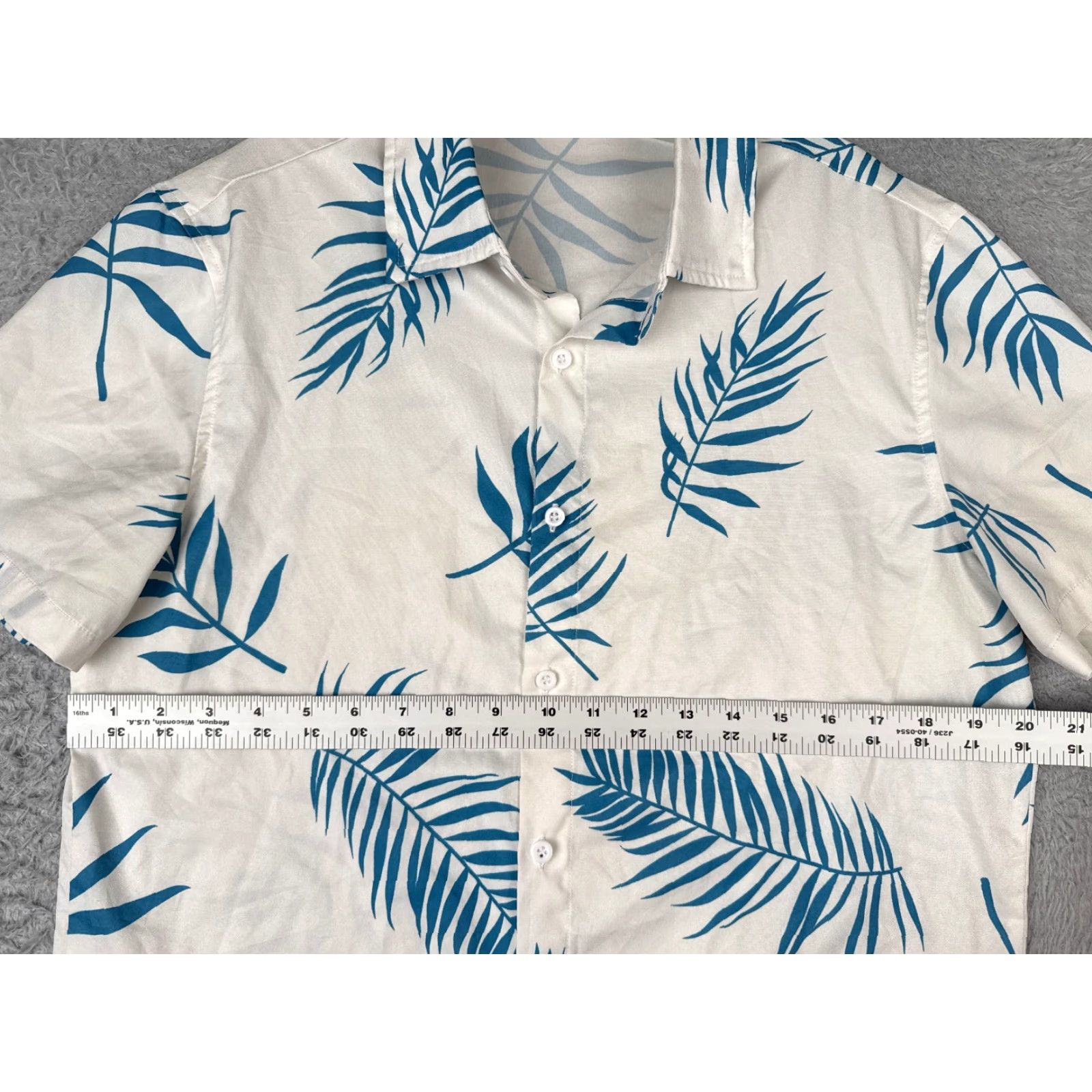 Vintage VINTAGE Manfinity Shirt Men Medium White Blue Palm Leaf Polyester Blend Hawaiian READ Size US M / EU 48-50 / 2 - 7 Thumbnail