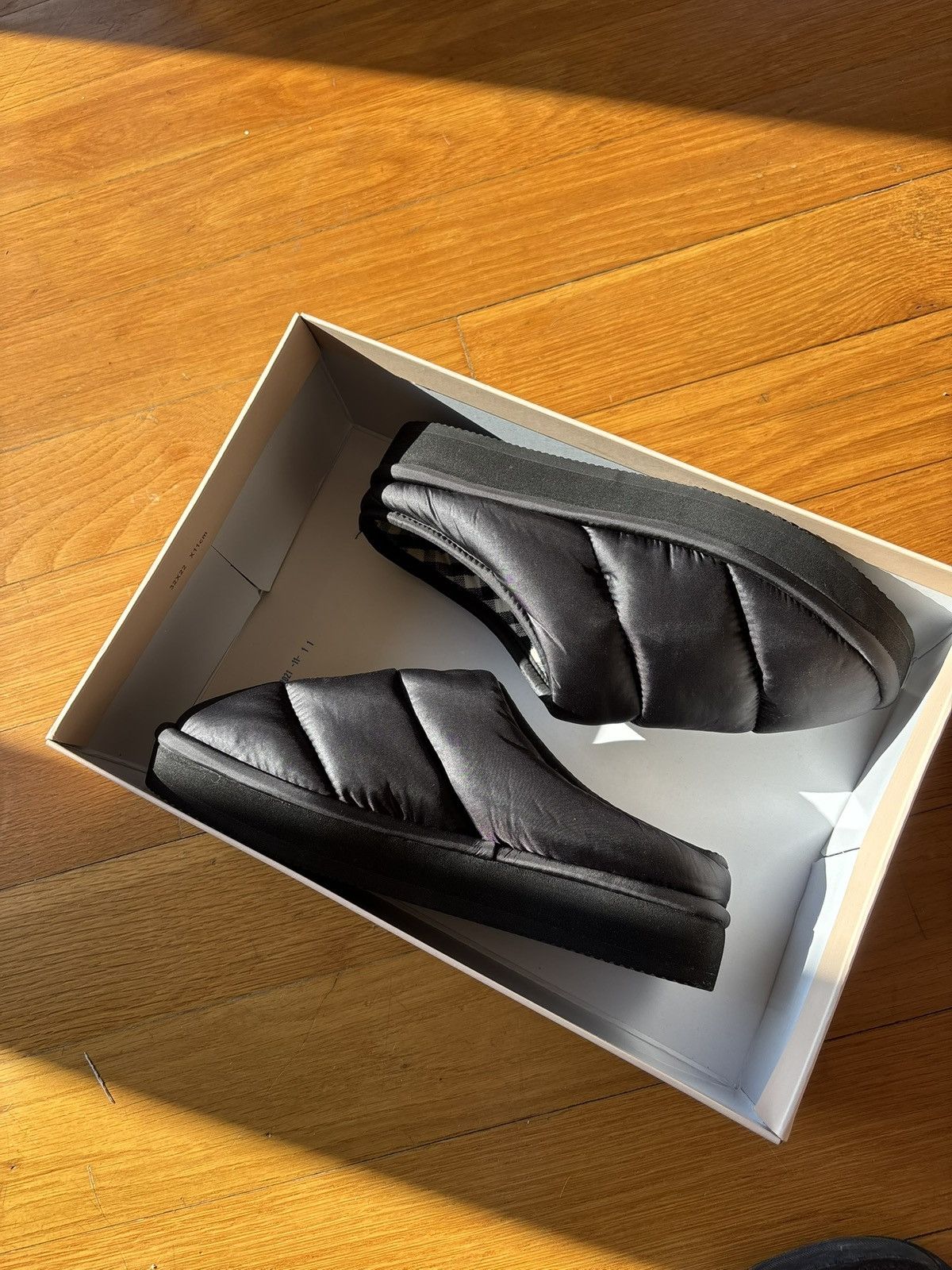 Other Loeffler Randall Black Puffer Slip-On Slippers / Mules 6 Size US 6 / EU 39 - 3 Thumbnail