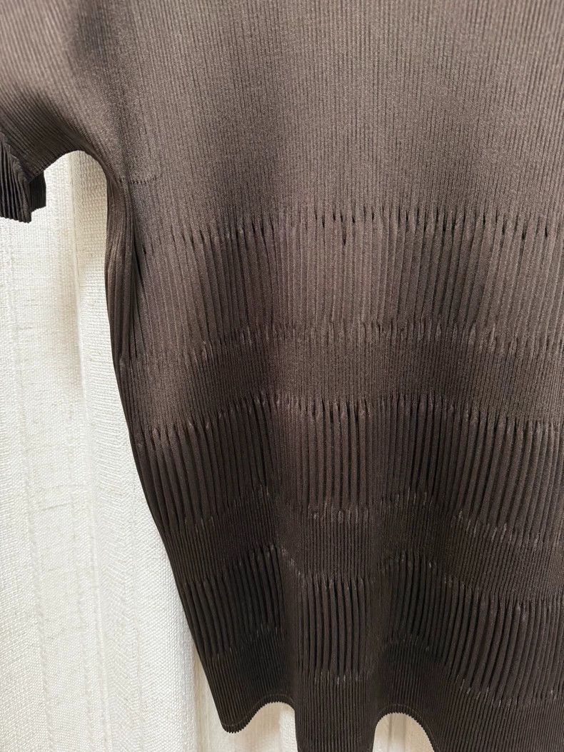 Issey Miyake Issey Miyake size:3 Rich coffee with short sleeves Size M / US 6-8 / IT 42-44 - 3 Thumbnail
