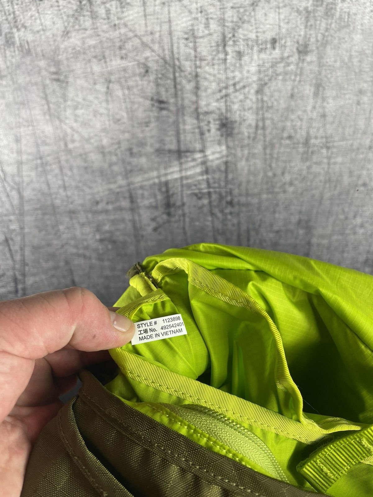 Montbell MONTBELL BERNINA FLAP SHOULDER BAG Size ONE SIZE - 24 Thumbnail