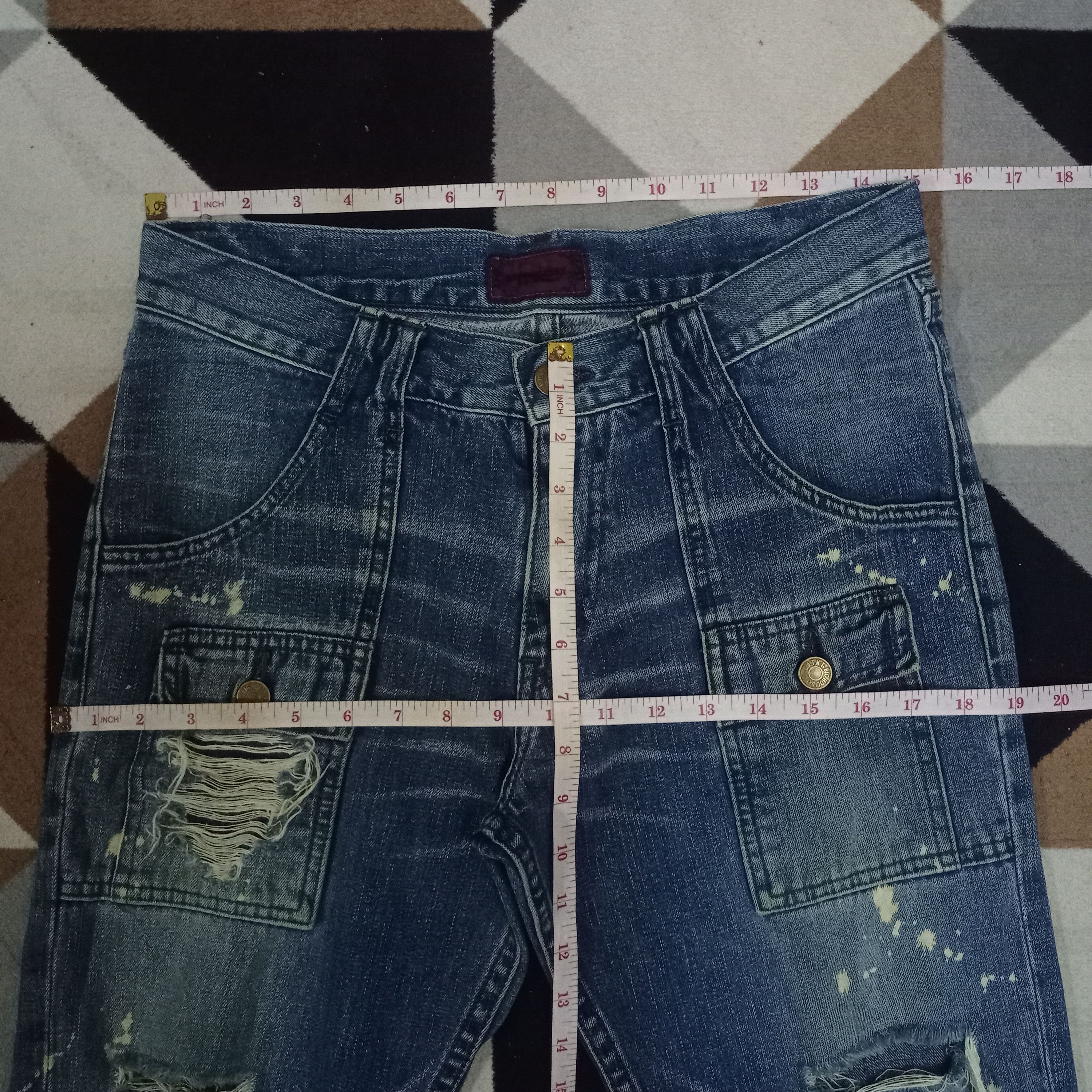 Japanese Brand Vintage Japanese Brand Distressed Loose Denim Bush Pants Size US 30 / EU 46 - 10 Thumbnail