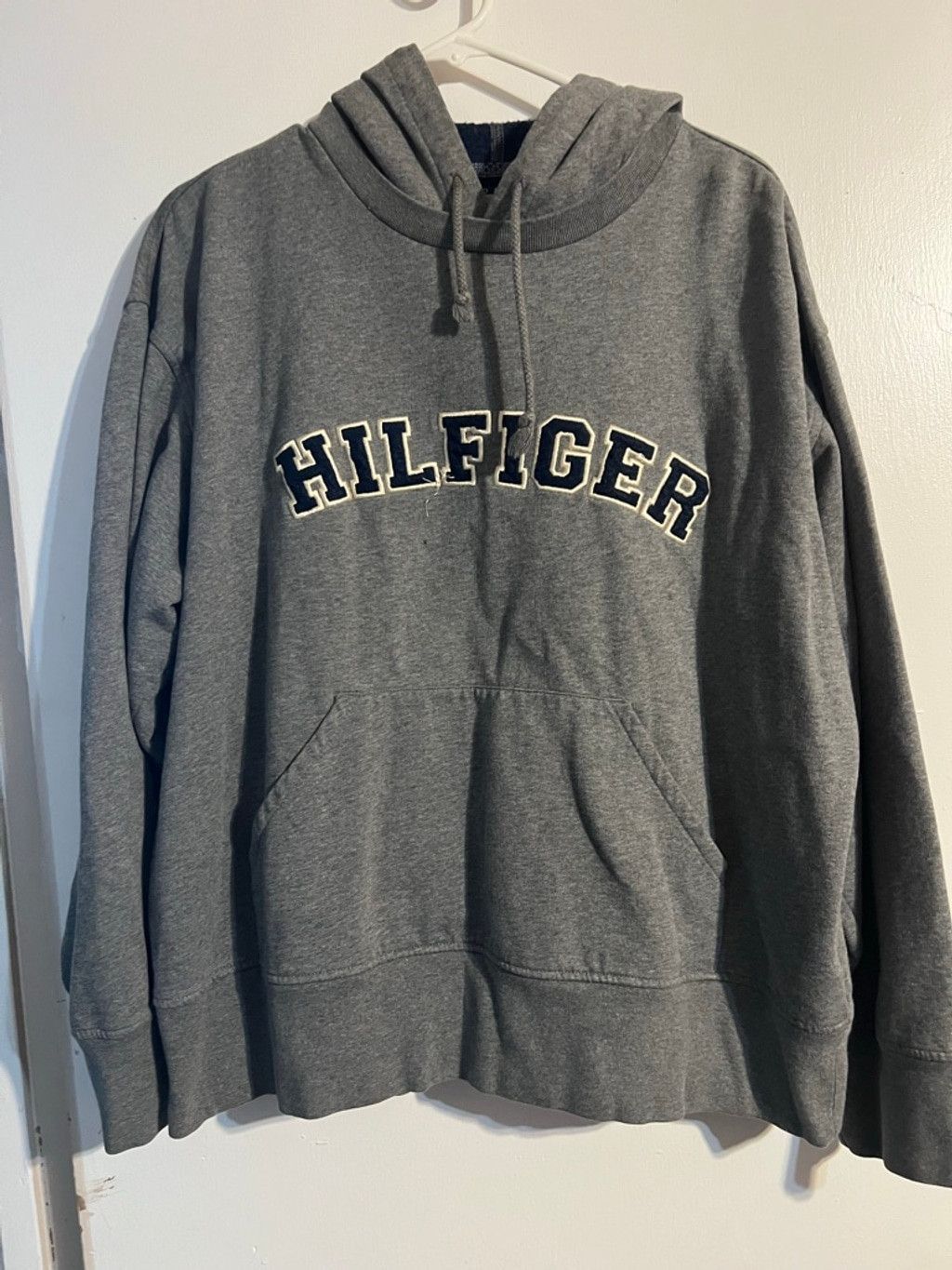 Tommy Hilfiger Men's Tommy Hilfiger Gray Navy Blue Hoodie L Size US L / EU 52-54 / 3 - 1 Thumbnail