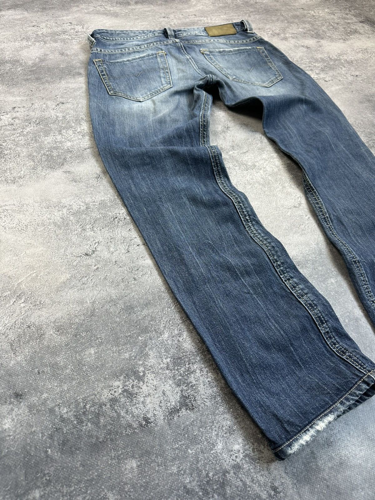 Diesel Diesel Industry Vintage Distressed Denim Faded Jeans 30 Size US 30 / EU 46 - 15 Thumbnail