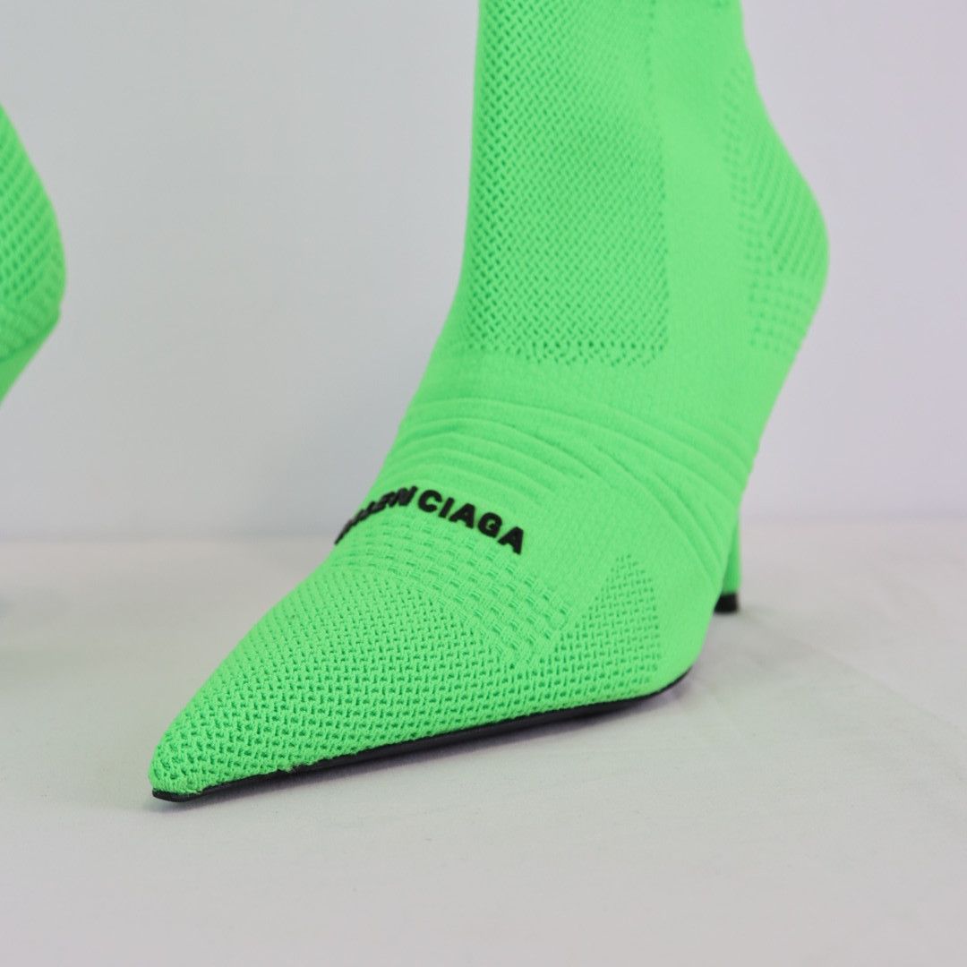 Balenciaga o1rshd1 Textured Recycled Knit Logo Boots in Fluo Green Size US 9 / IT 39 - 4 Thumbnail
