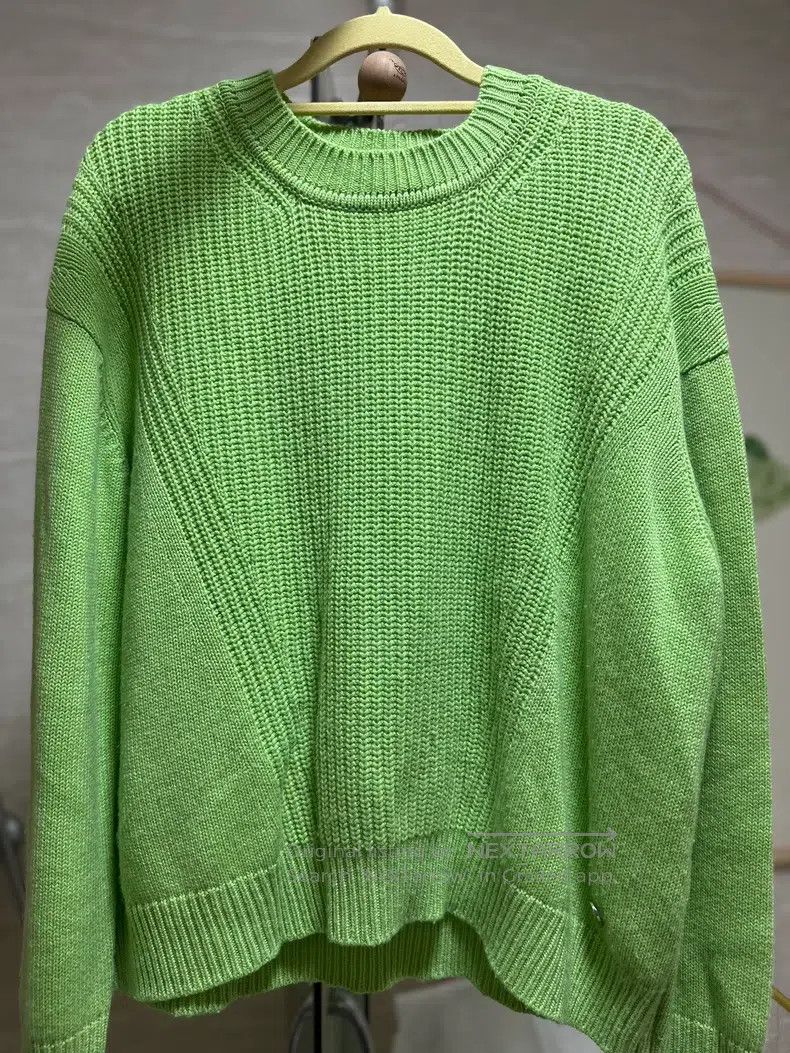 Hermes Hermes Apple green cashmere knit sweater Size XS / US 0-2 / IT 36-38 - 1 Thumbnail