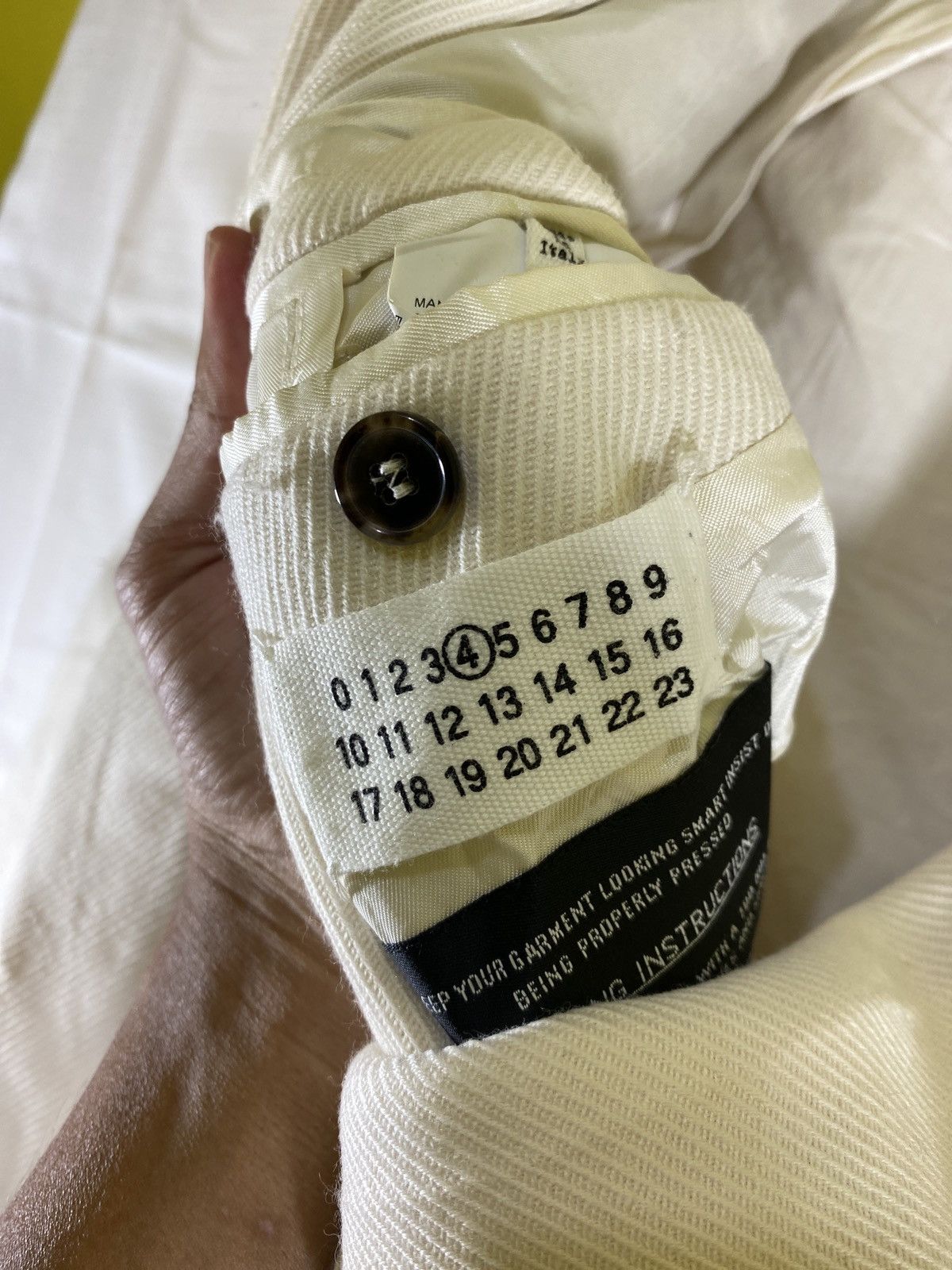 Maison Margiela double button wool coat Size US M / EU 48-50 / 2 - 3 Thumbnail