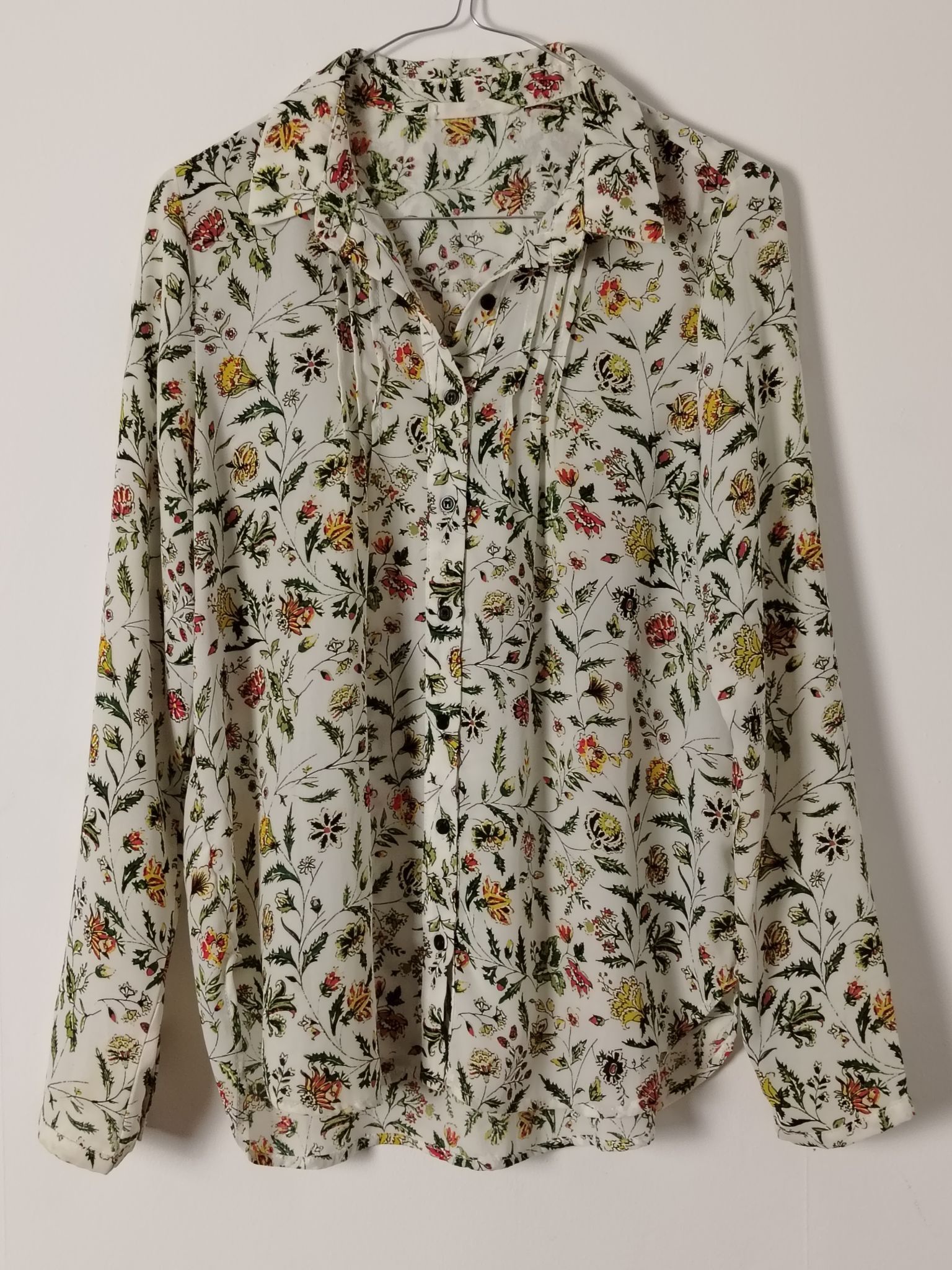 Other Pre-Loved Shirt Women's M Floral Long Sleeve Button Front Size M / US 6-8 / IT 42-44 - 1 Thumbnail