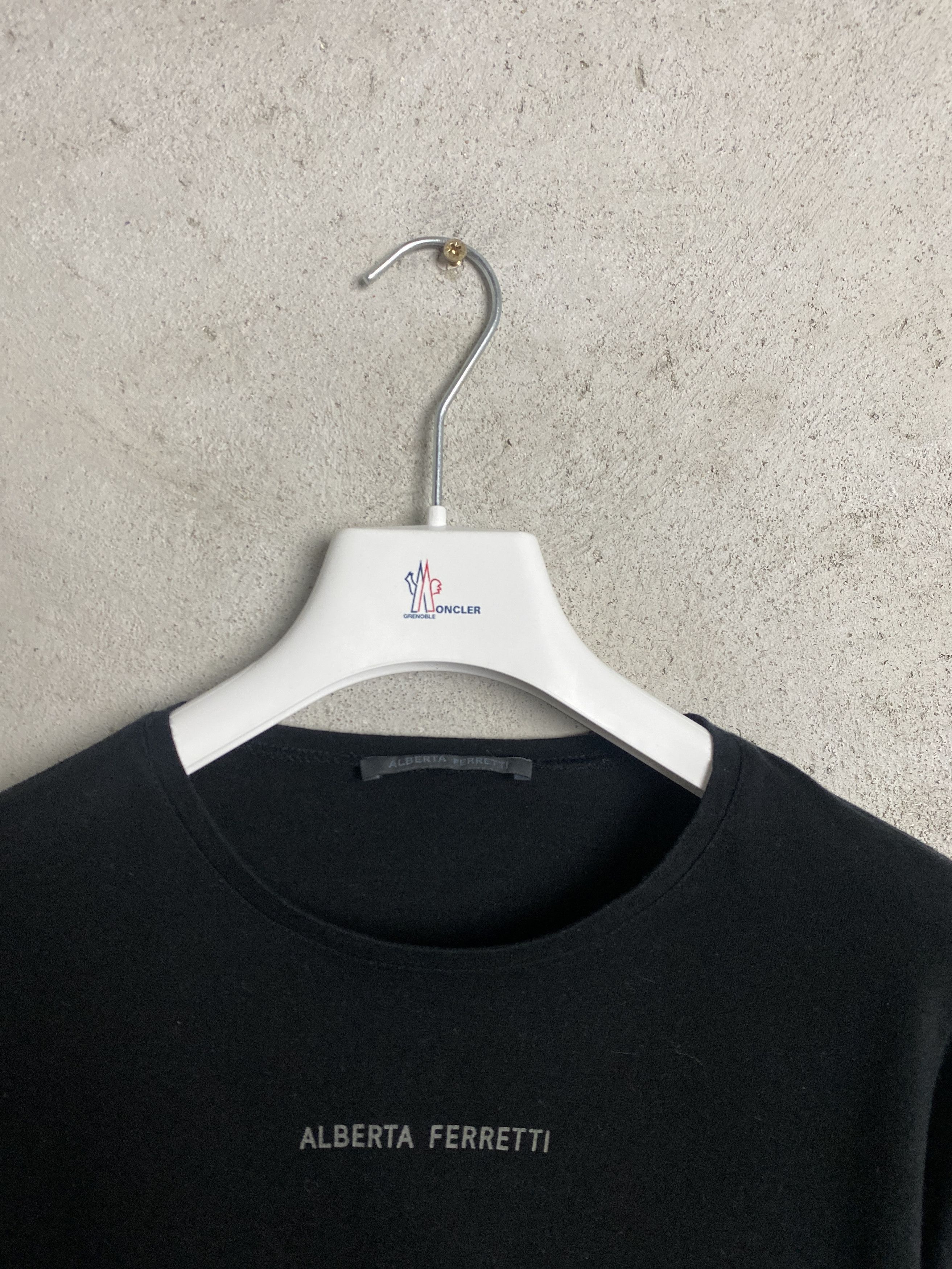 Alberta Ferretti Alberta Feretti big logo long sleeve t-shirt tee Size S / US 4 / IT 40 - 2 Thumbnail