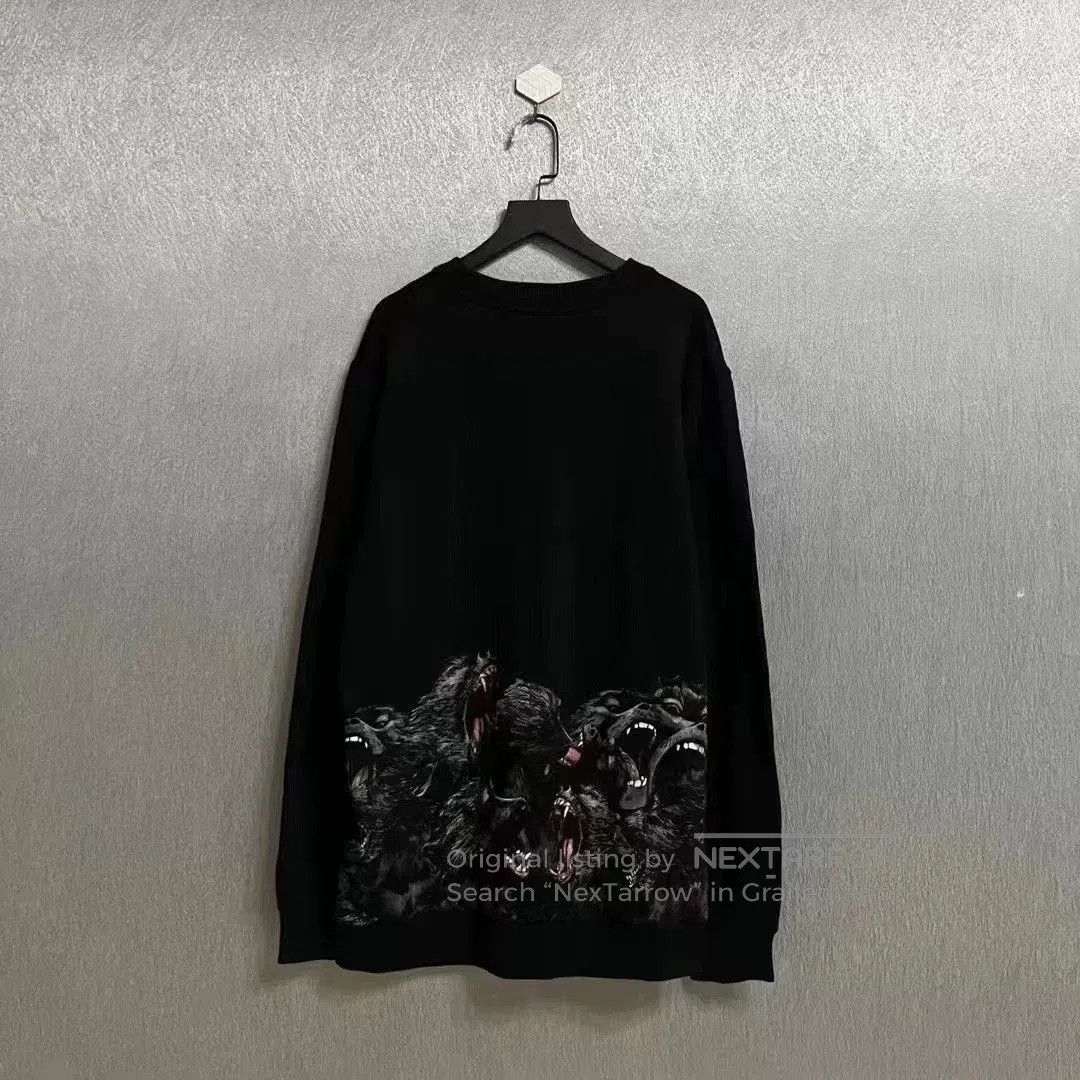 Givenchy givenchy black monkey design sweatshirt. Size US XS / EU 42 / 0 - 2 Thumbnail