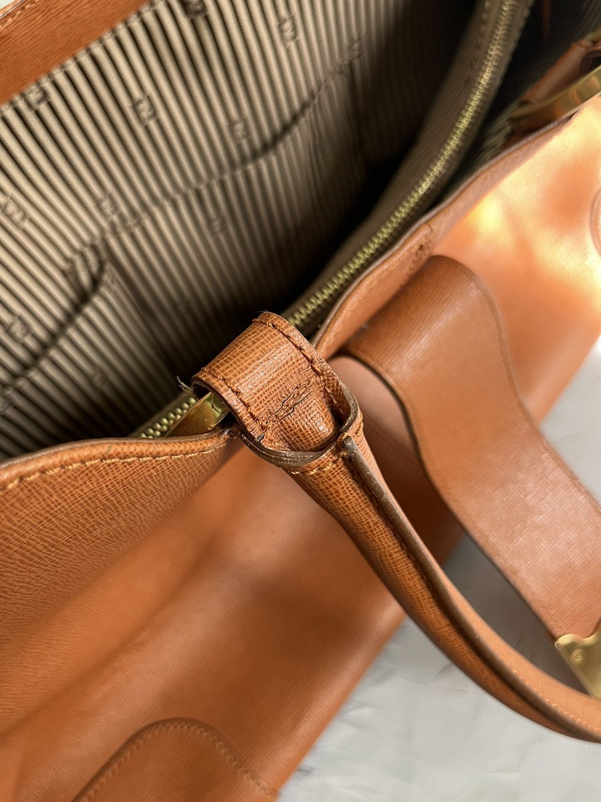 Fendi Fendi Brown Leather Chameleon Shopping Tote Bag Luxury Size ONE SIZE - 20 Thumbnail