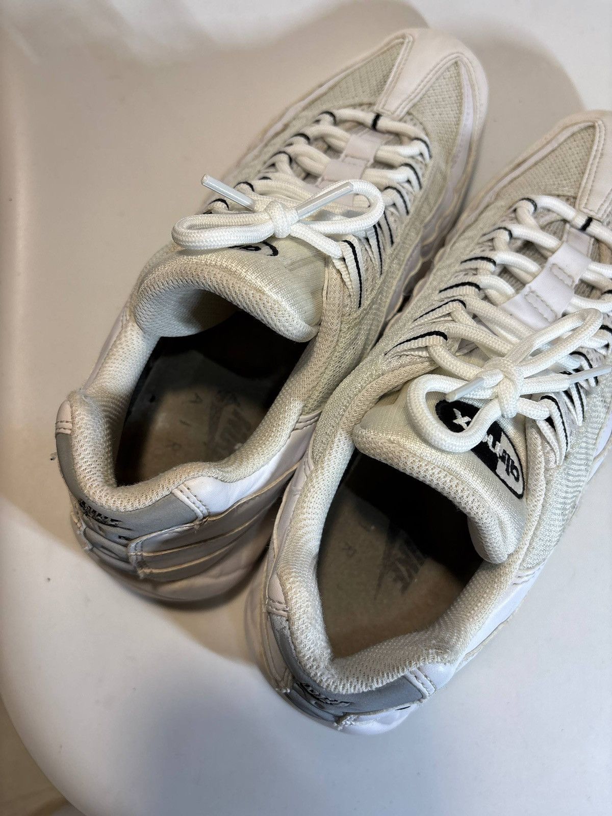 Nike Nike Air Max 95 shoes Size:42.5 (US 9) Size US 9 / EU 42 - 12 Thumbnail