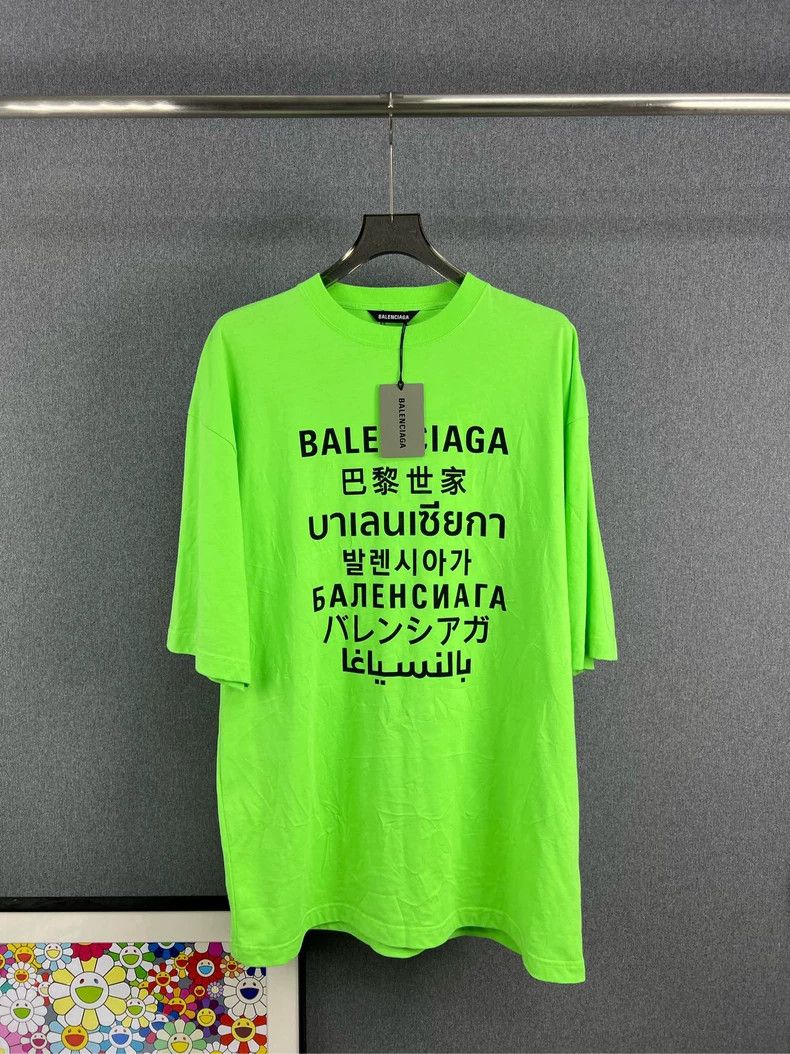 Balenciaga Balenciaga Green Seven Language Short Sleeves Size US S / EU 44-46 / 1 - 1 Thumbnail