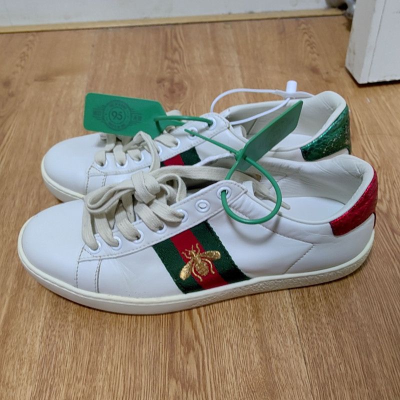 Gucci Gucci Ace Embroidered Fashion Sneakers for Women 0079 Size US 5 / IT 35 - 1 Thumbnail