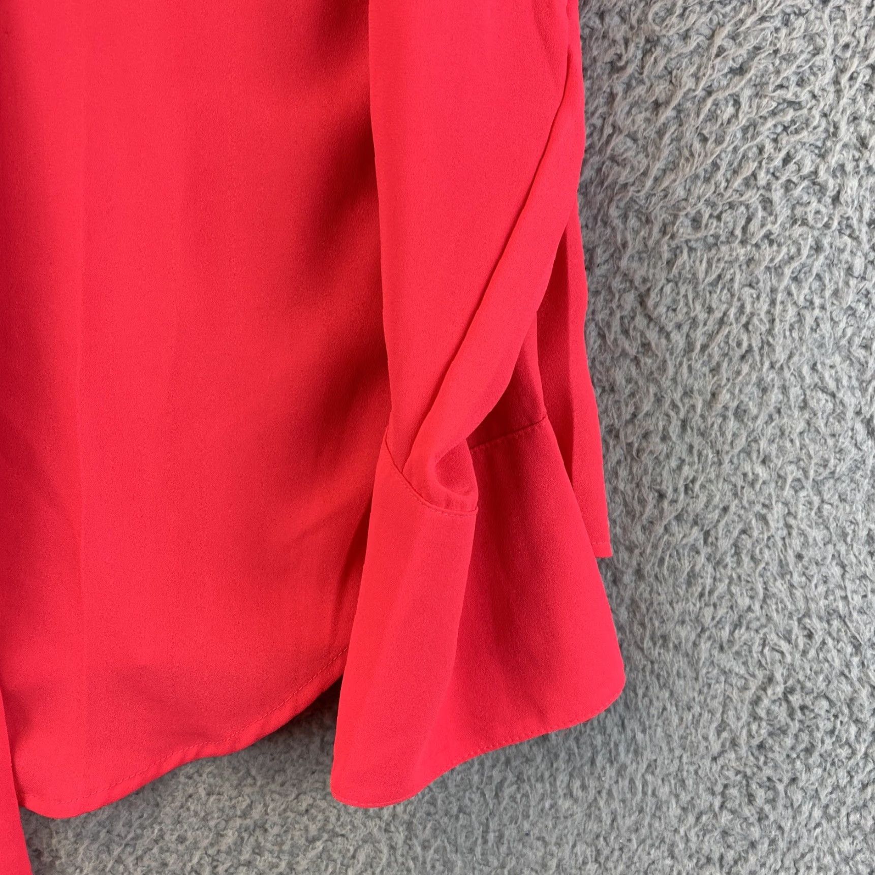 Banana Republic Banana Republic Women's Magenta Tunic Blouse Long Sleeve M V neck /64-14 Size M / US 6-8 / IT 42-44 - 3 Thumbnail