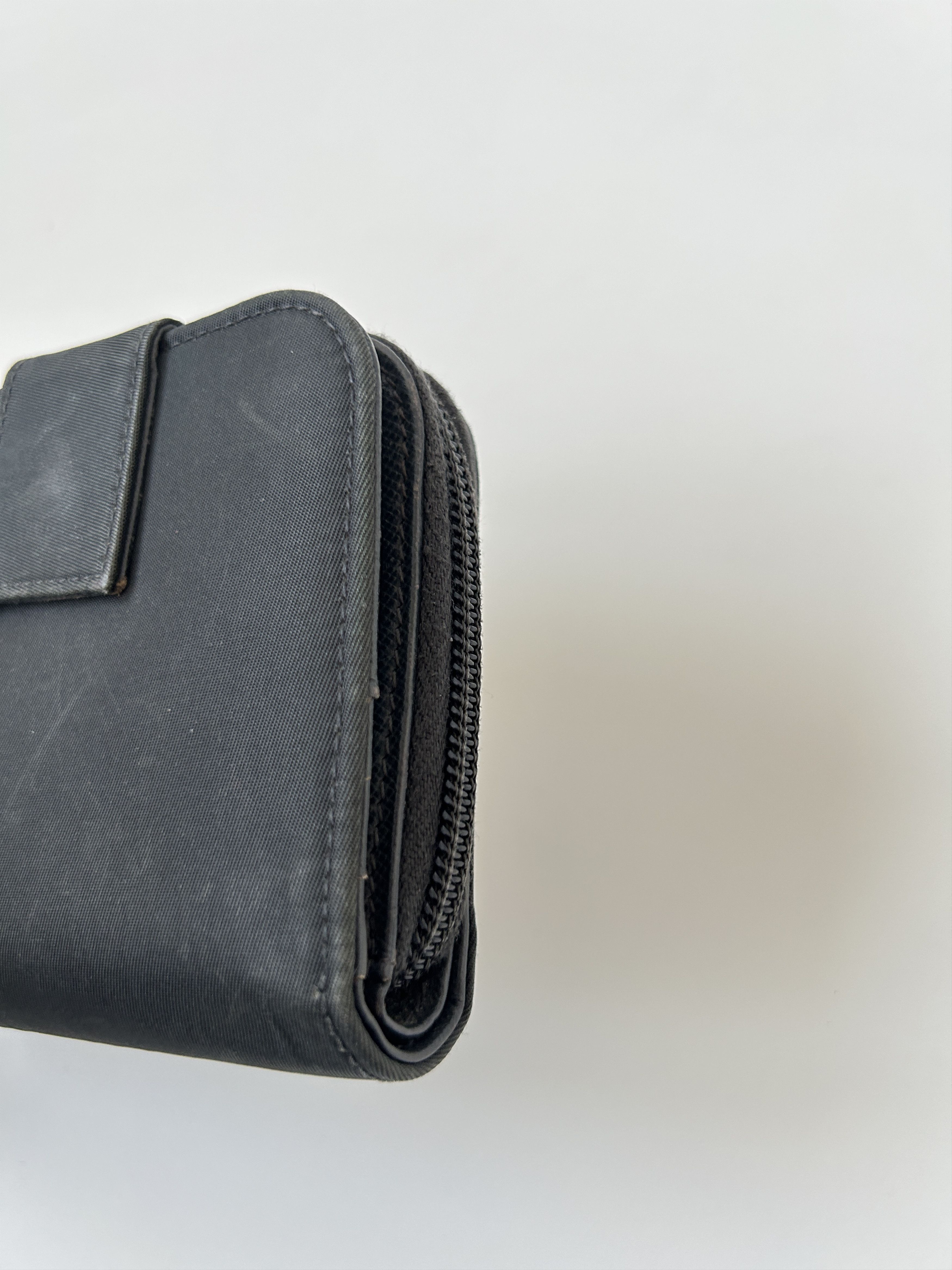 Prada Prada nylon saffiano leather triangle logo zip wallet Size ONE SIZE - 5 Thumbnail