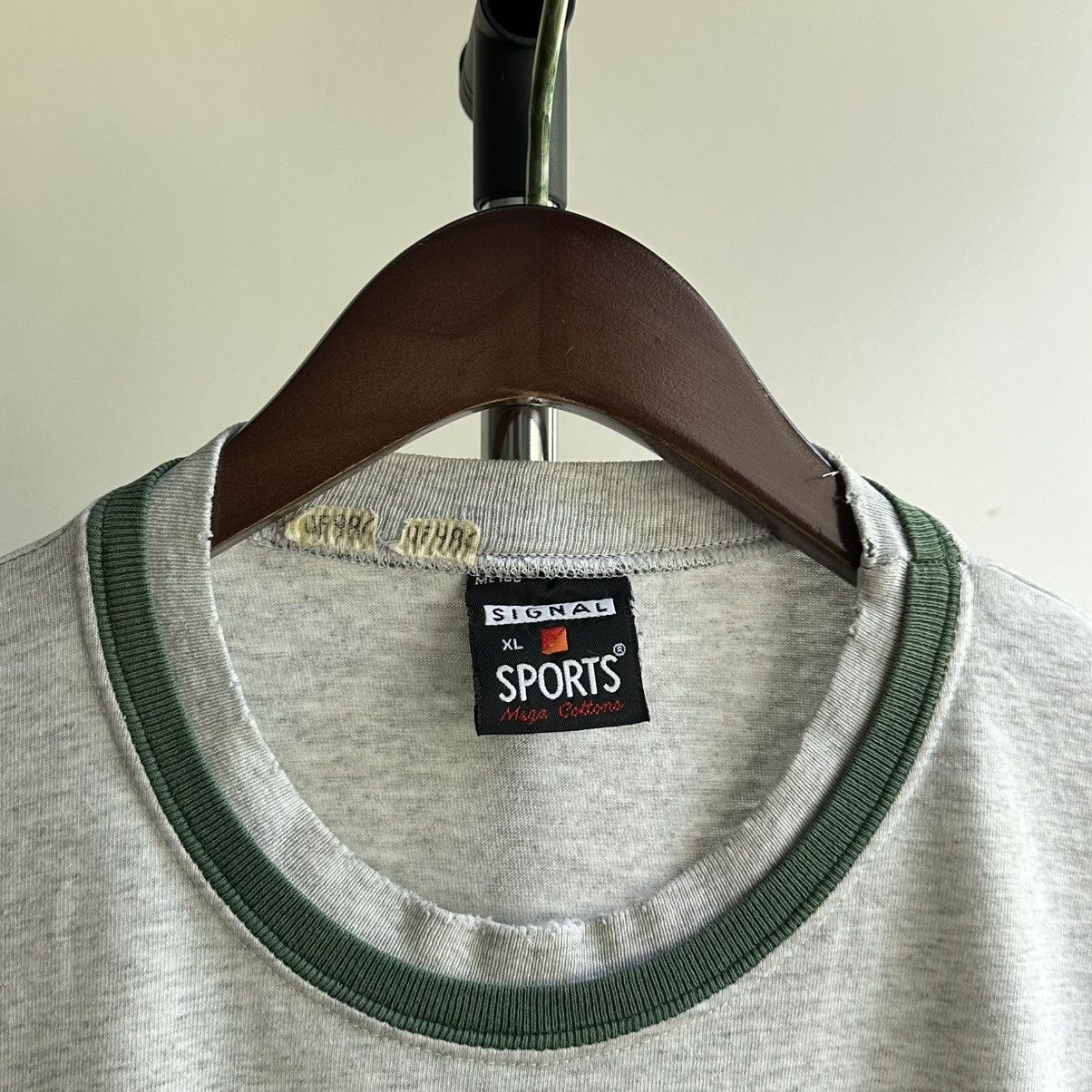 Vintage Vintage 90s St. Thomas Atlantis Submarines Single Stitch Tee Size US XL / EU 56 / 4 - 6 Thumbnail