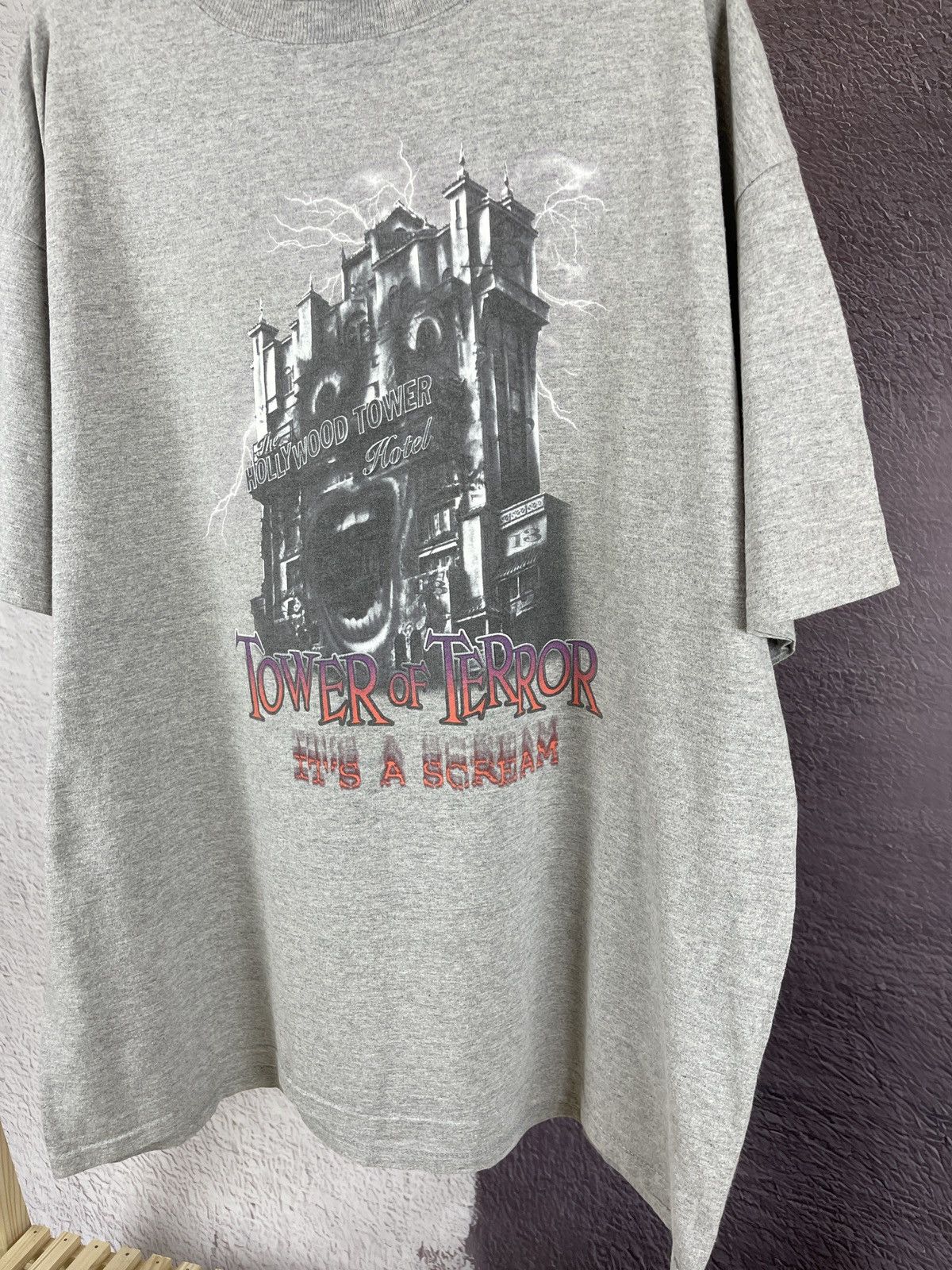 Disney × Vintage Disney vintage House of terror It’s a scream tee shirt Size US XXL / EU 58 / 5 - 4 Thumbnail