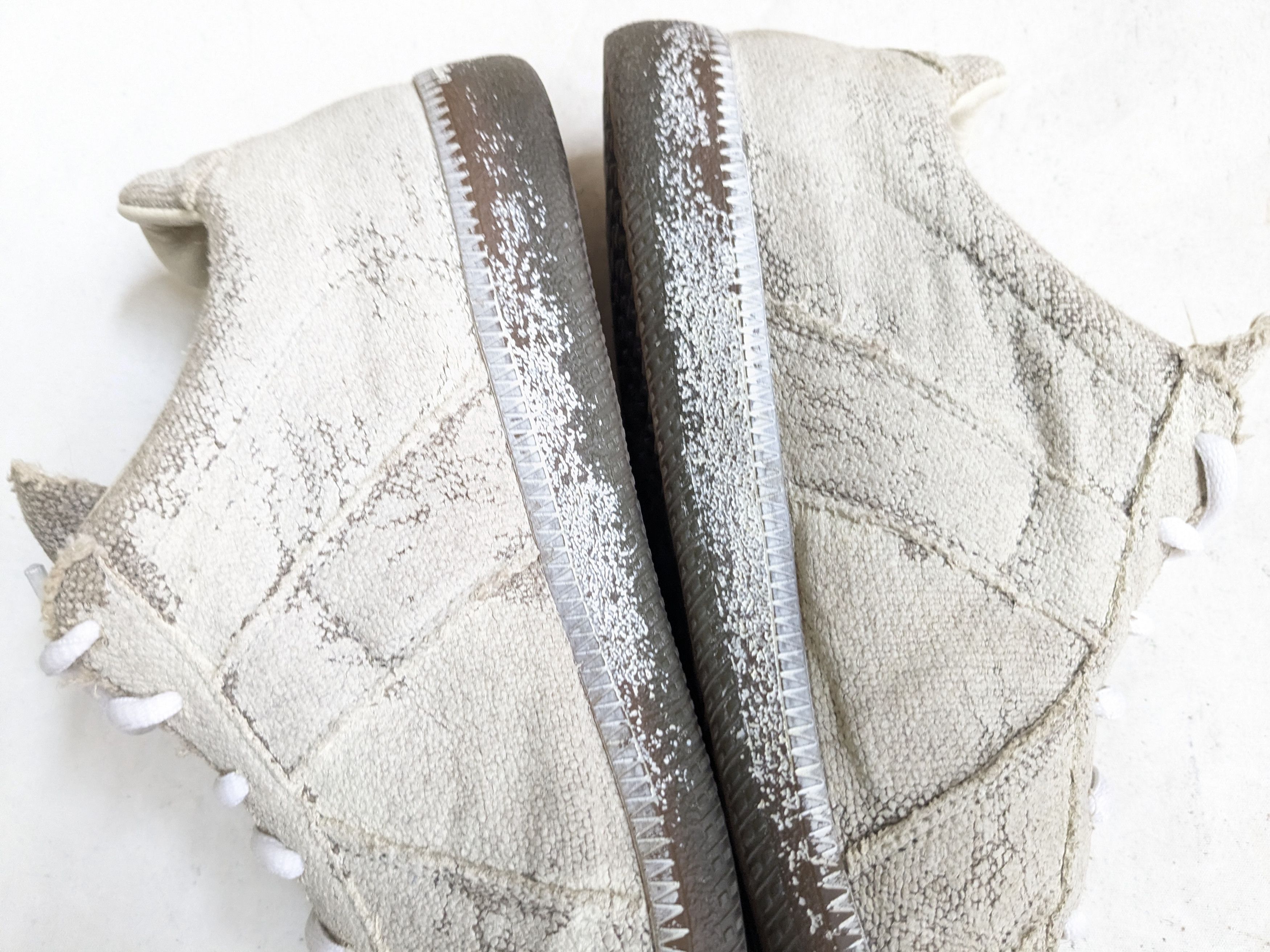 Maison Margiela Maison Margiela GAT Replica White Paint Canvas 9 42 Size US 9 / EU 42 - 14 Thumbnail