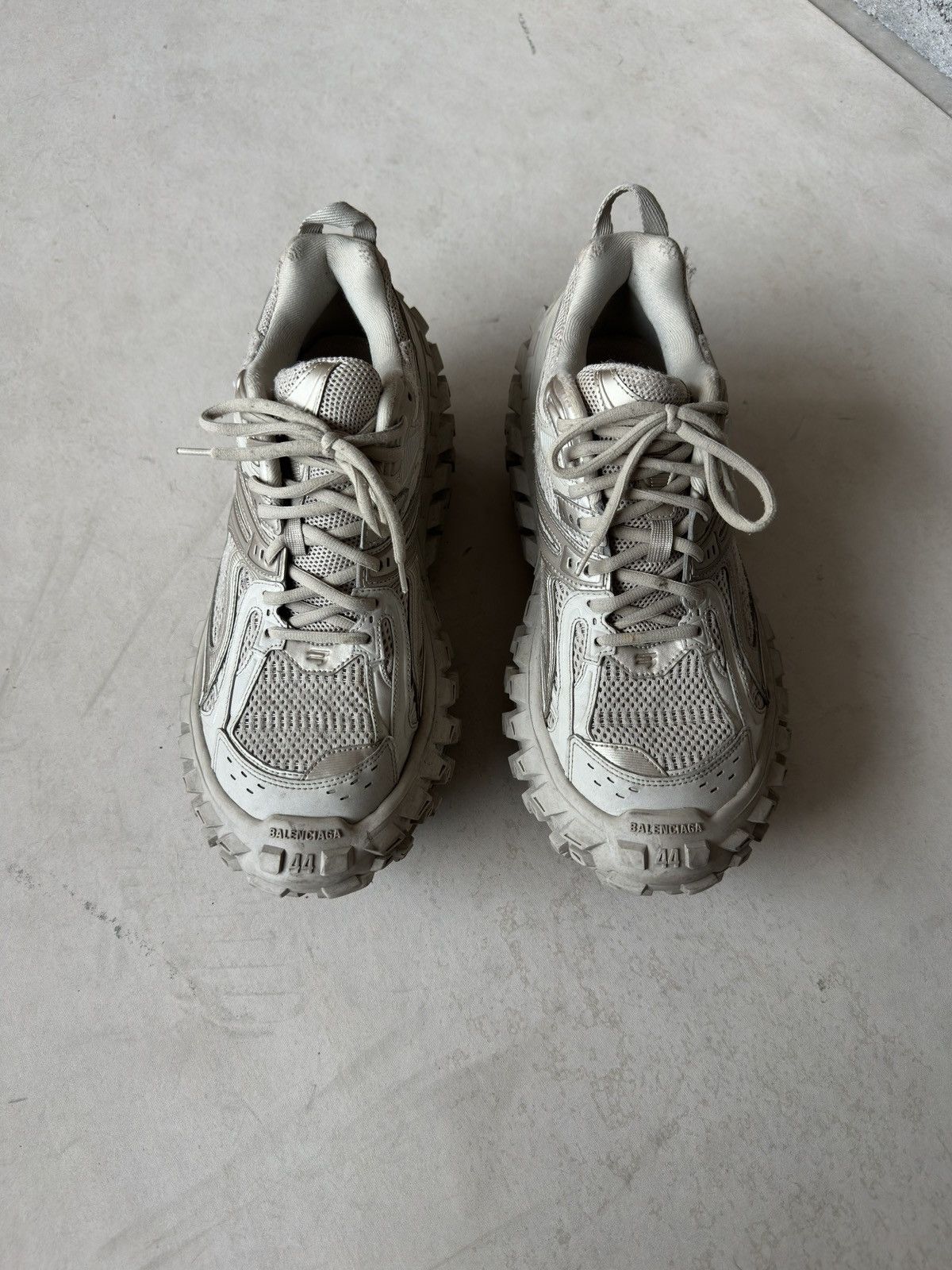 Balenciaga Balenciaga Defender Sneaker Size US 11 / EU 44 - 1 Thumbnail